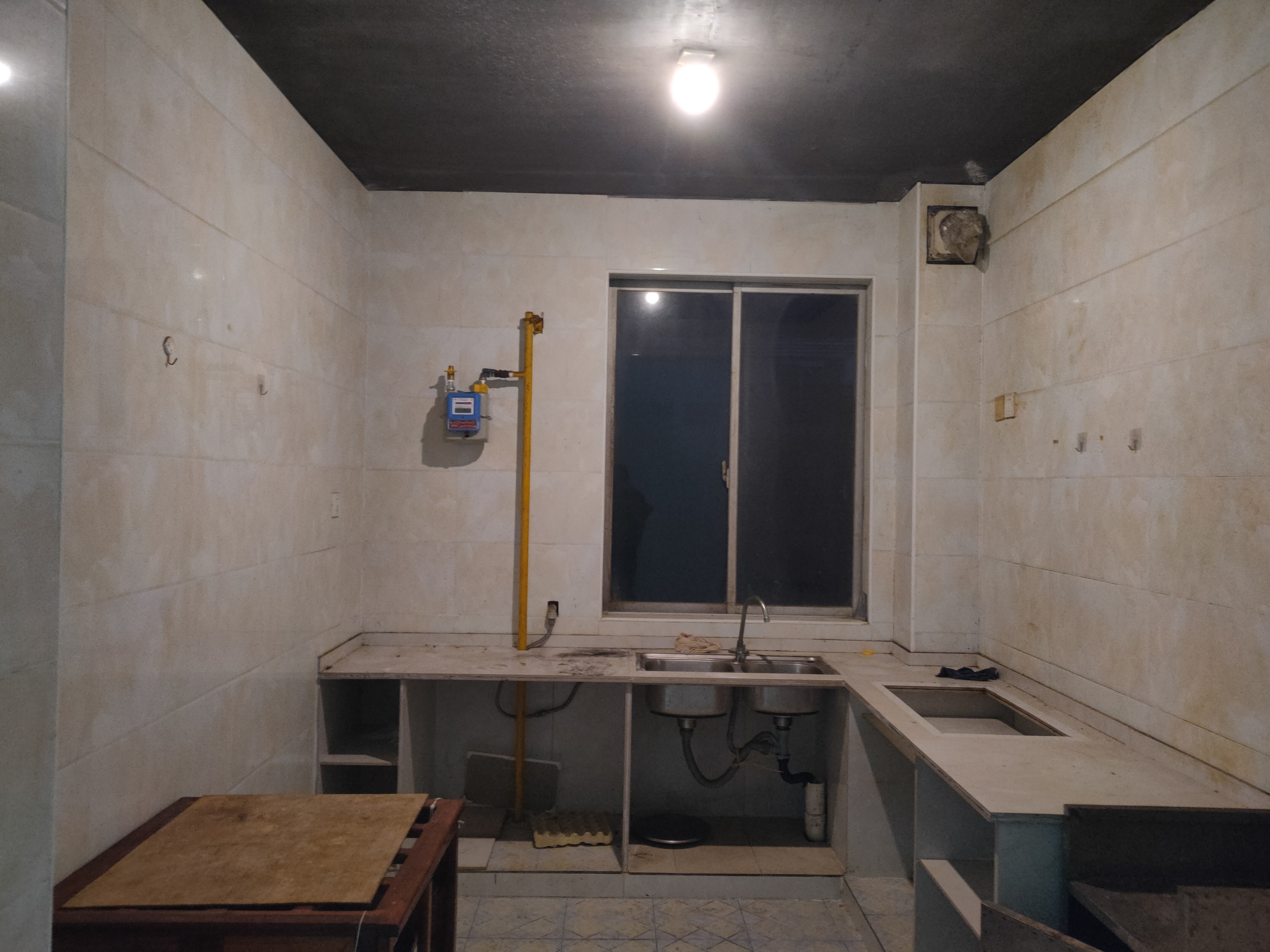 新星小区 5室2厅2卫 1700.0元/月 新星小区 5室2厅2卫 1700.0元/月室内图