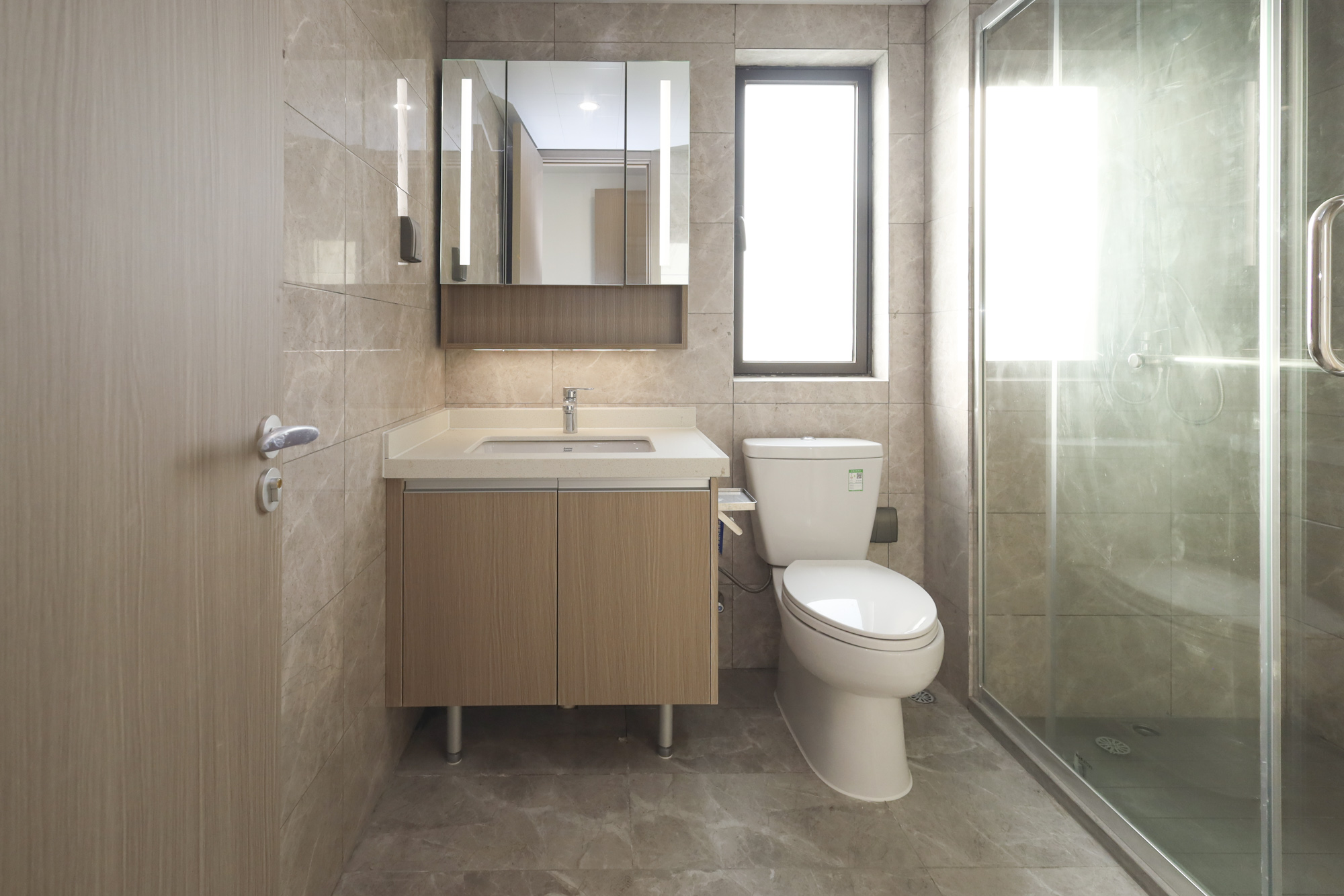 恒基旭辉湖山赋 3室2厅2卫 82.5万 恒基旭辉湖山赋 3室2厅2卫 82.5万卫生间