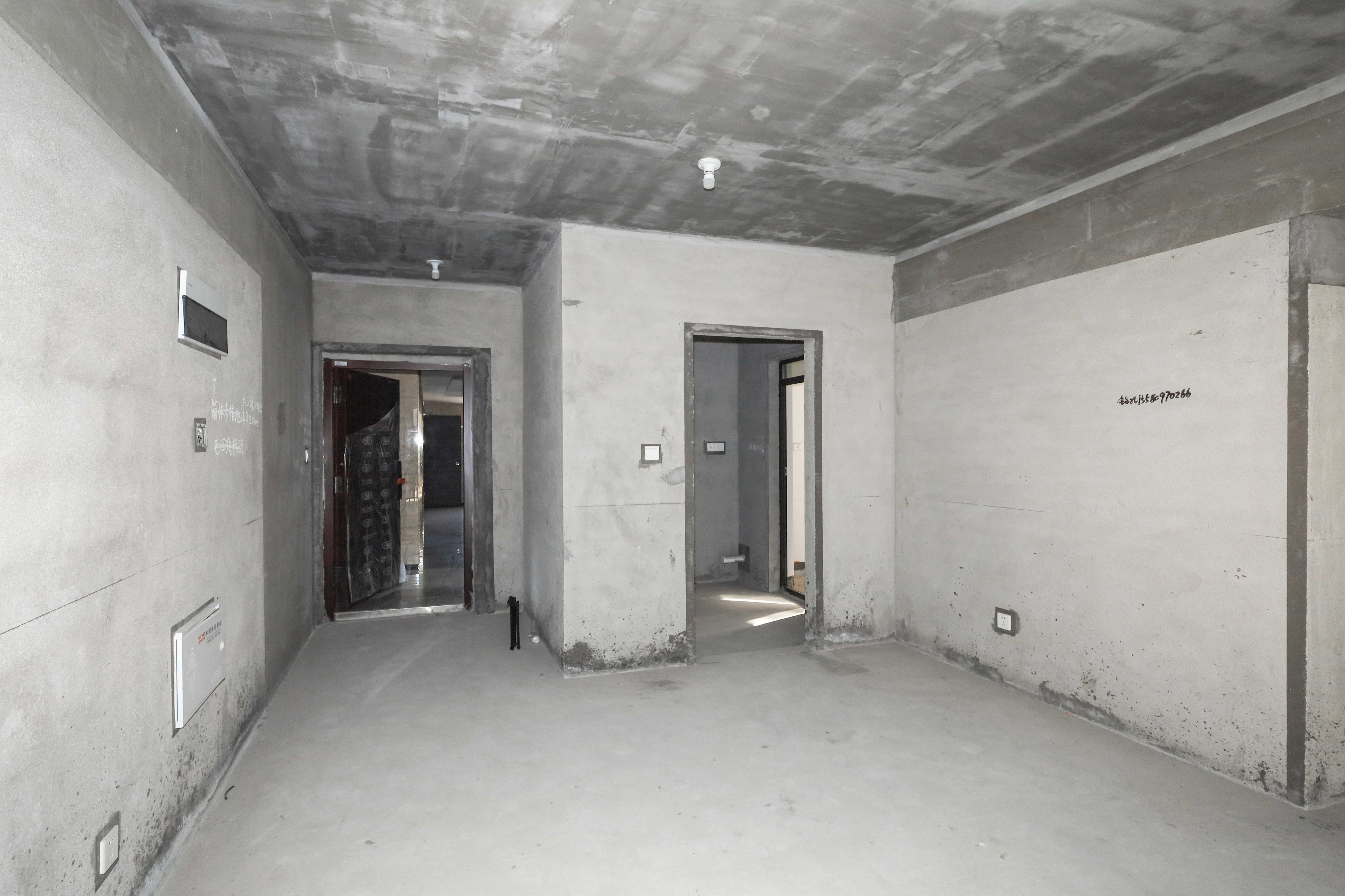 中国铁建梅溪青秀三期  3室2厅2卫   142.00万其他