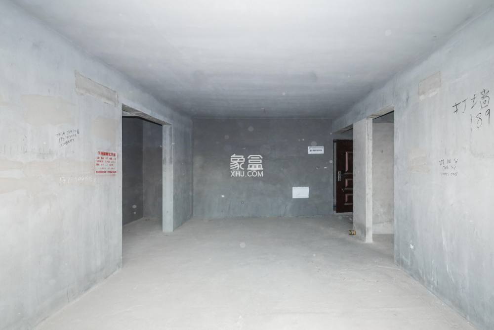 汉唐世家一期  3室2厅2卫    85.0万