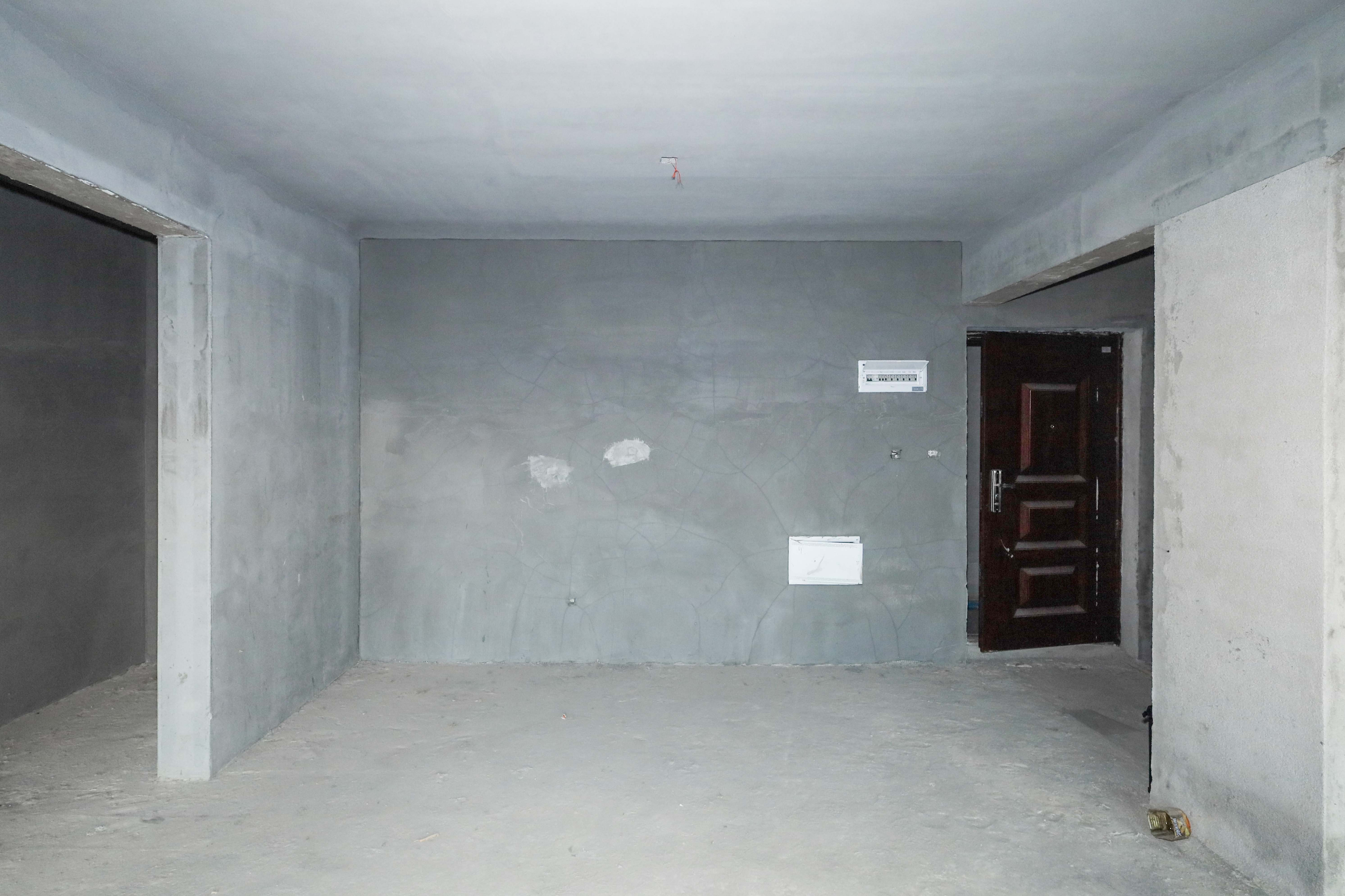 汉唐世家一期 3室2厅2卫 85.0万 汉唐世家一期 3室2厅2卫 85.0万客厅