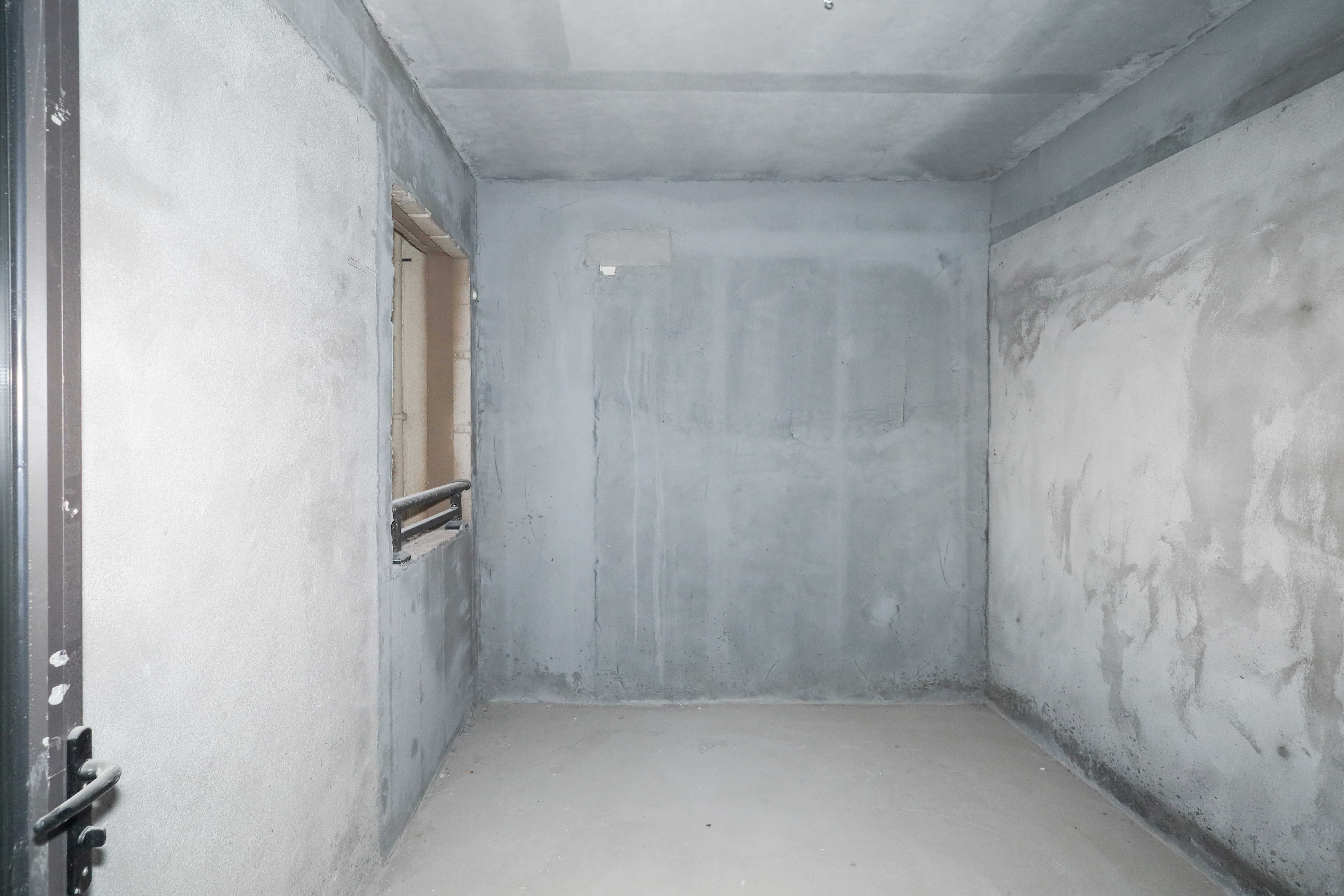 汉唐世家一期 3室2厅2卫 85.0万 汉唐世家一期 3室2厅2卫 85.0万卧室