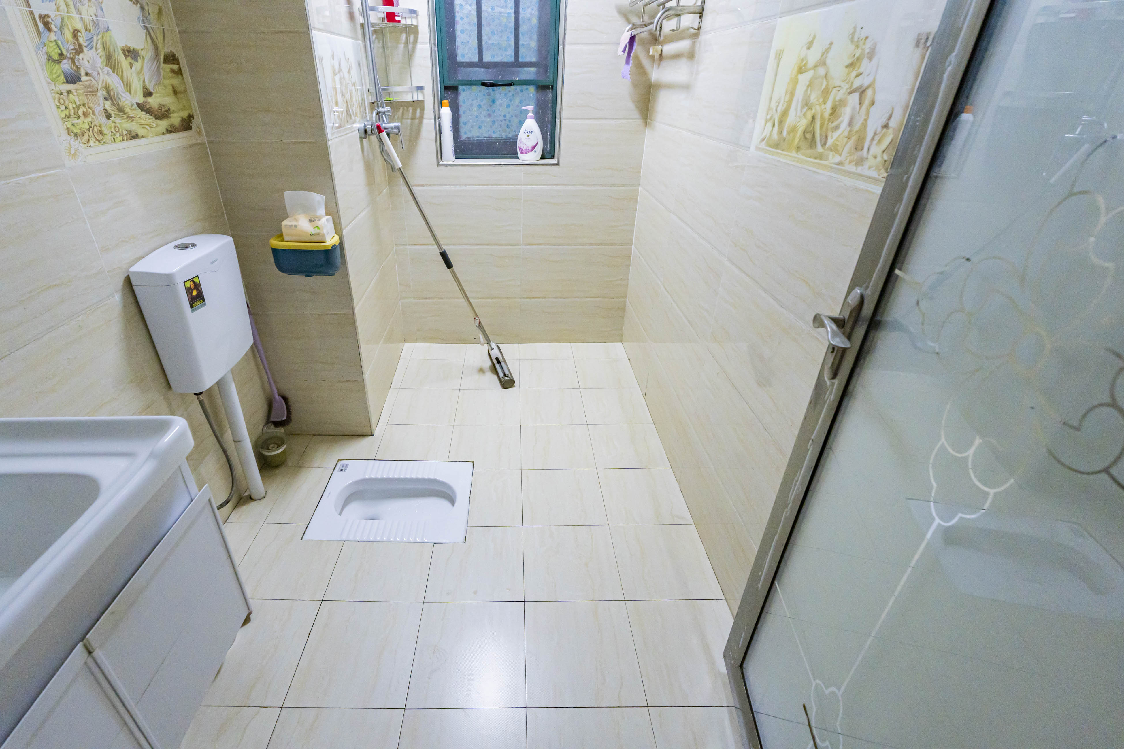 恒大雅苑  3室2厅2卫    95.0万 恒大雅苑  3室2厅2卫    95.0万卫生间