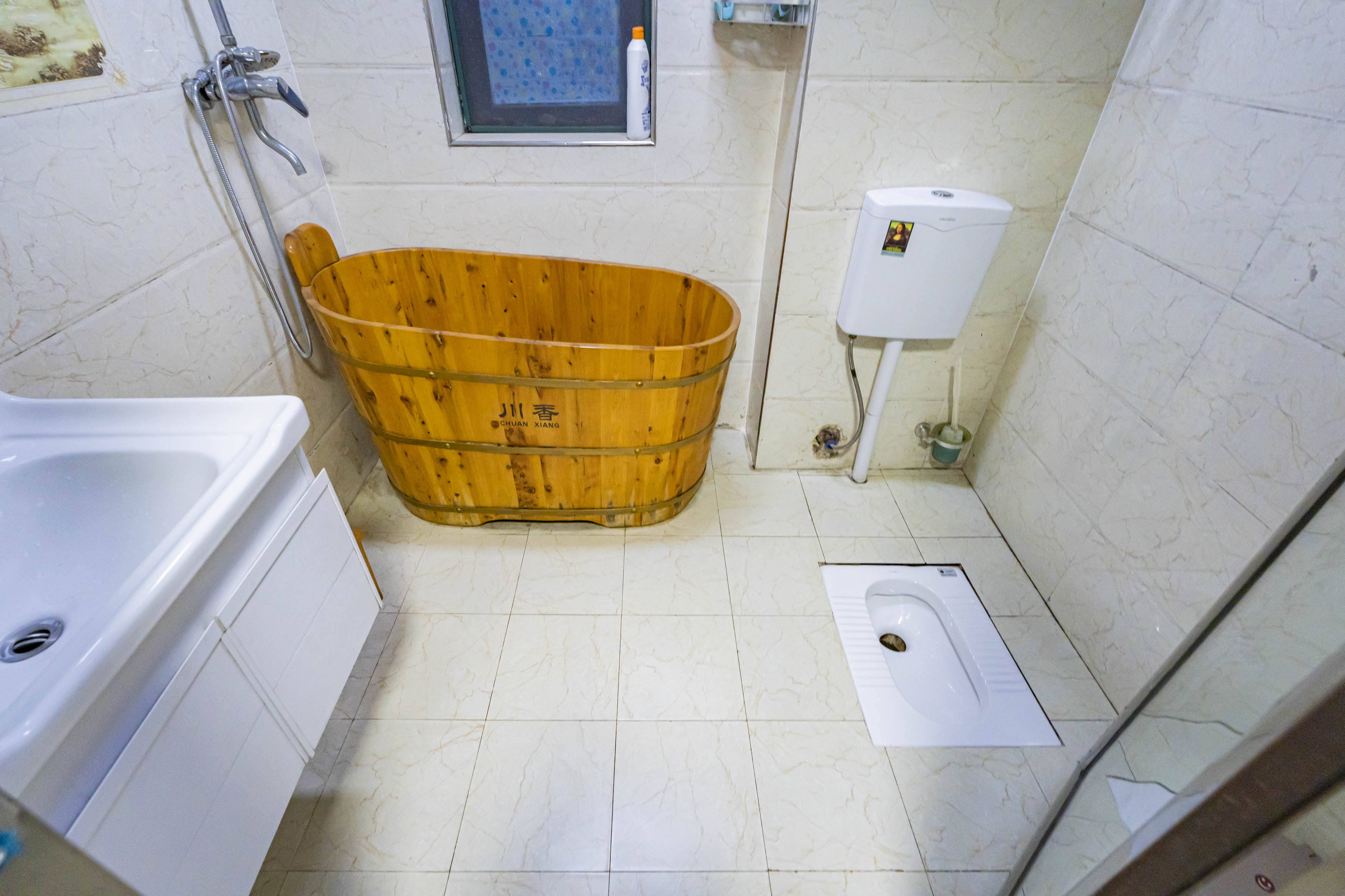 恒大雅苑  3室2厅2卫    95.0万 恒大雅苑  3室2厅2卫    95.0万卫生间