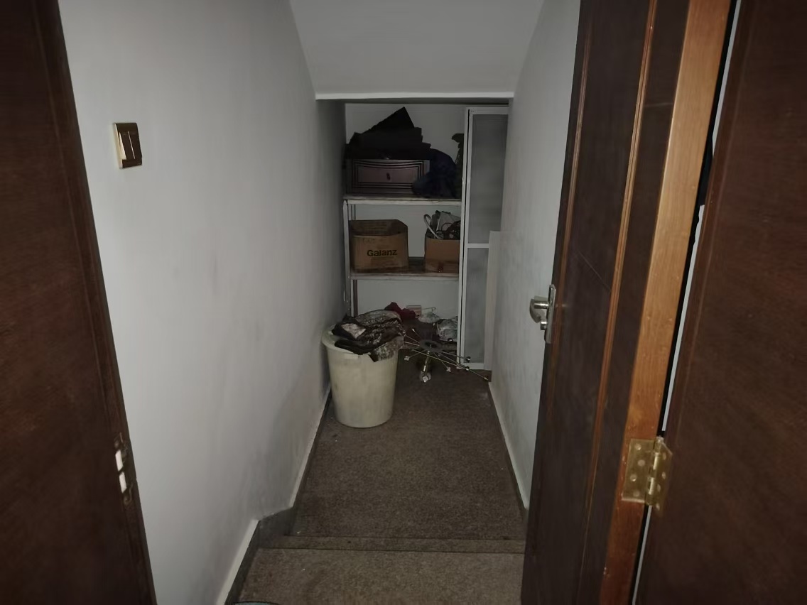 黄金海岸花园  5室2厅5卫    1500.0万 黄金海岸花园  5室2厅5卫    1500.0万室内图