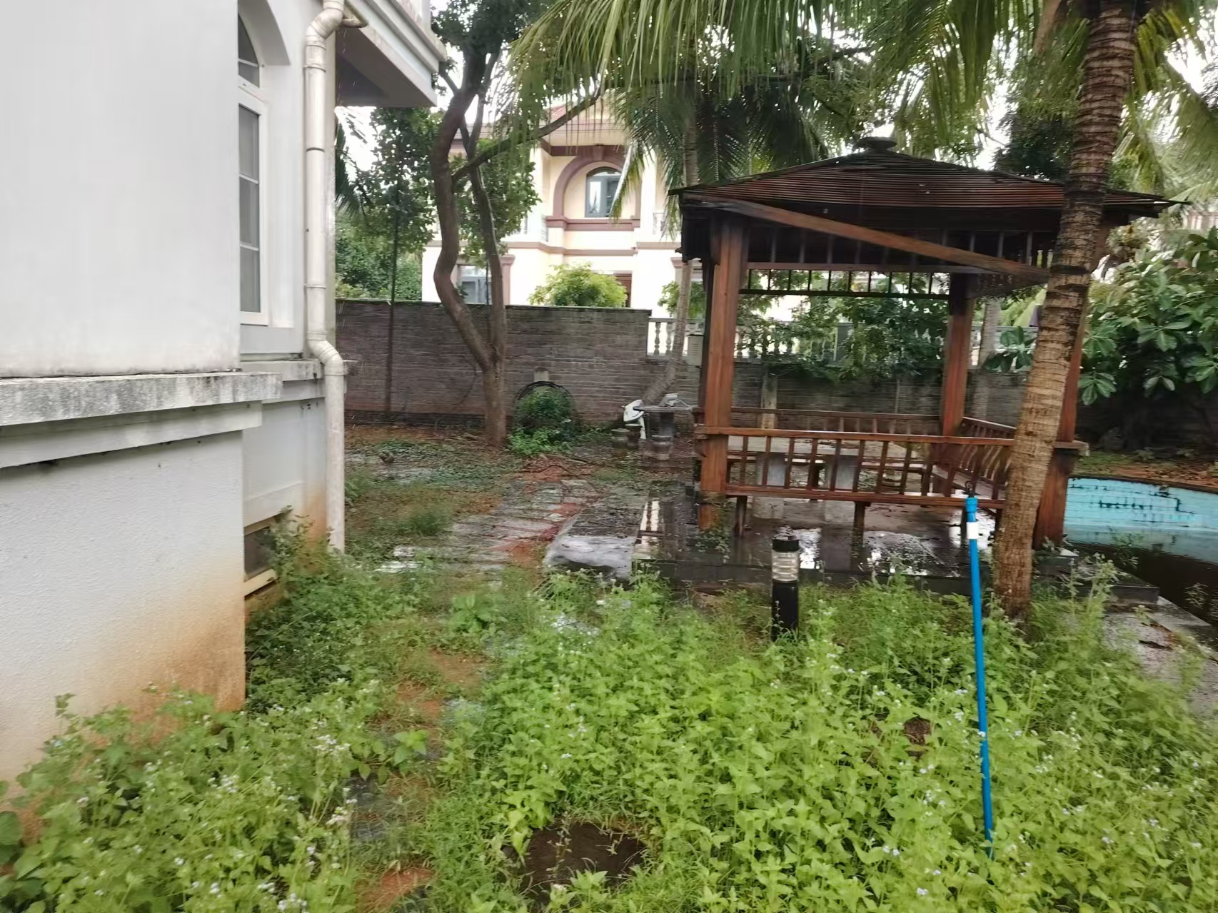 黄金海岸花园  5室2厅5卫    1500.0万 黄金海岸花园  5室2厅5卫    1500.0万室内图