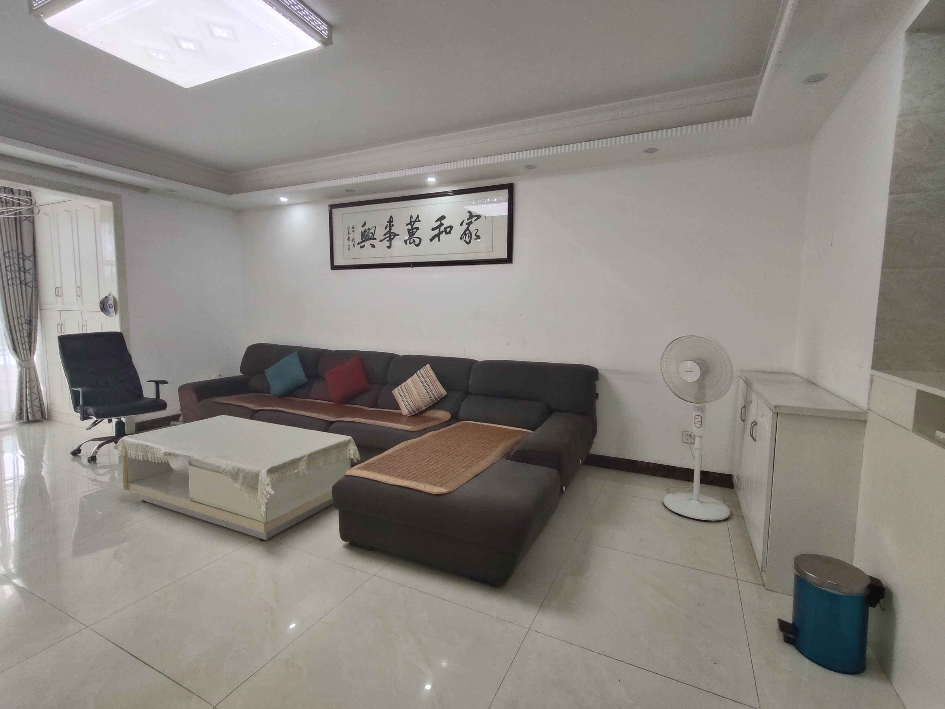 恒昇中央公园 3室2厅2卫 1500.0元/月 恒昇中央公园 3室2厅2卫 1500.0元/月室内图