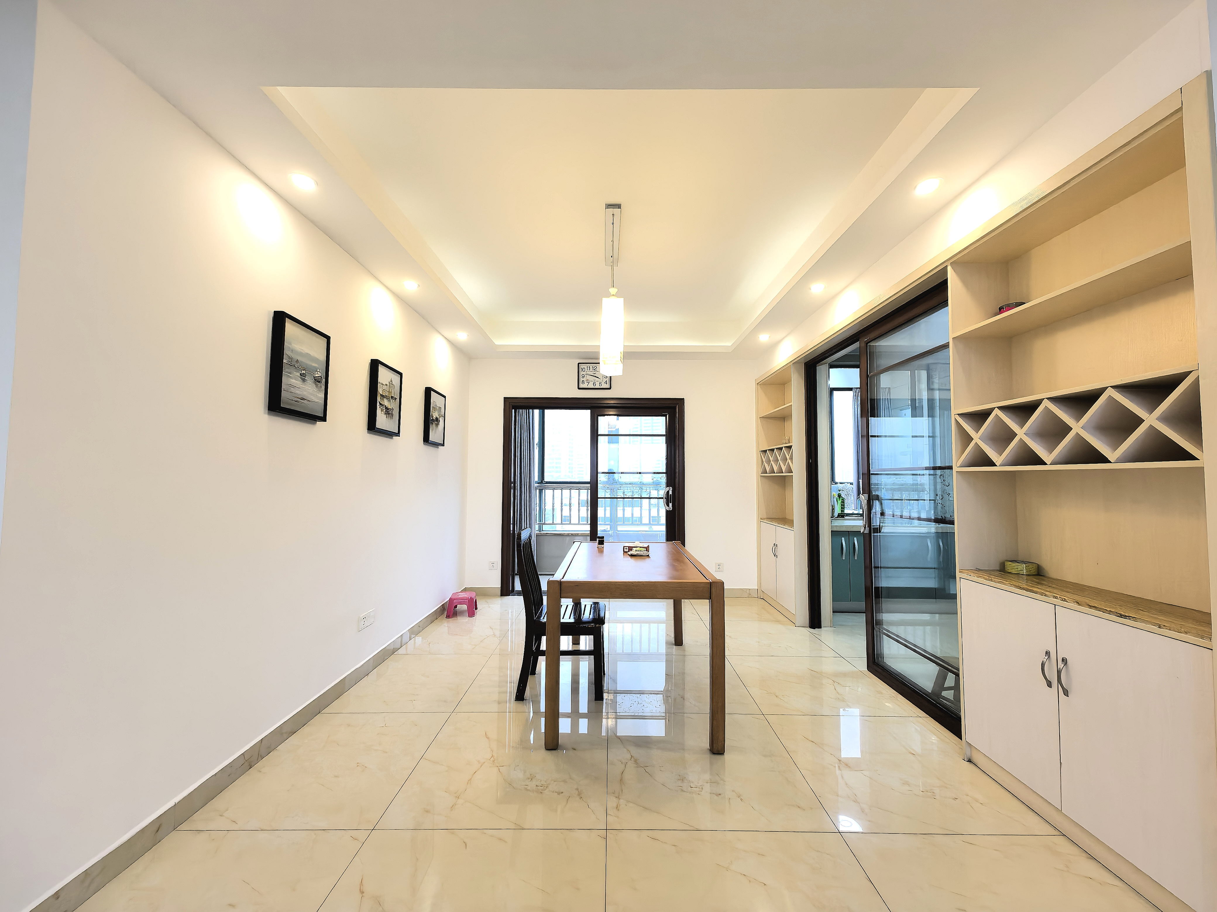 金色晓岛 3室2厅2卫 2200.0元/月 金色晓岛 3室2厅2卫 2200.0元/月室内图