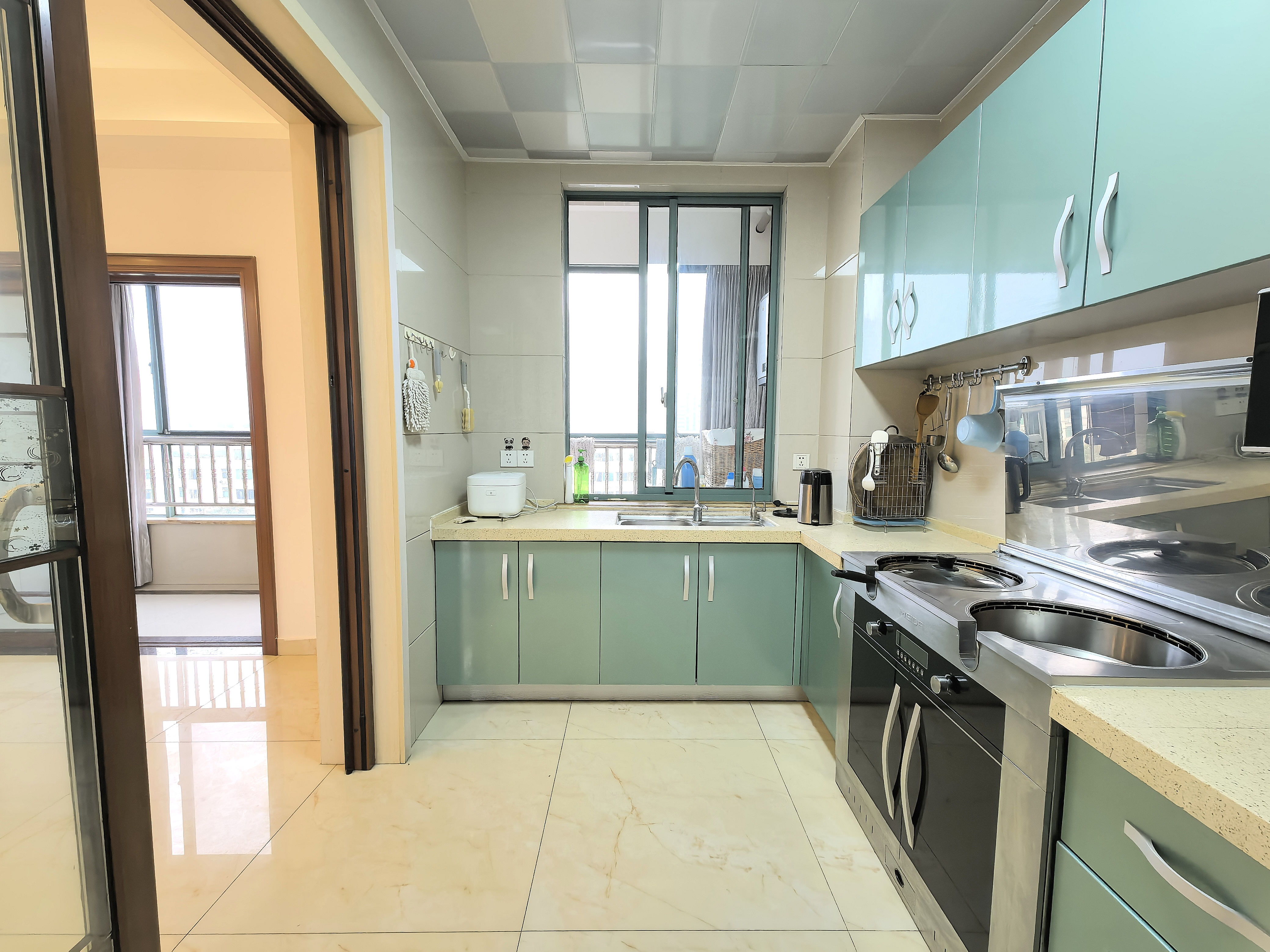 金色晓岛 3室2厅2卫 2200.0元/月 金色晓岛 3室2厅2卫 2200.0元/月室内图