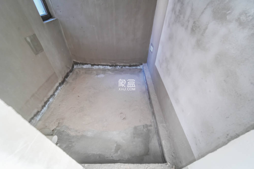 建發(fā)玖洲和璽  4室2廳2衛(wèi)    188.0萬