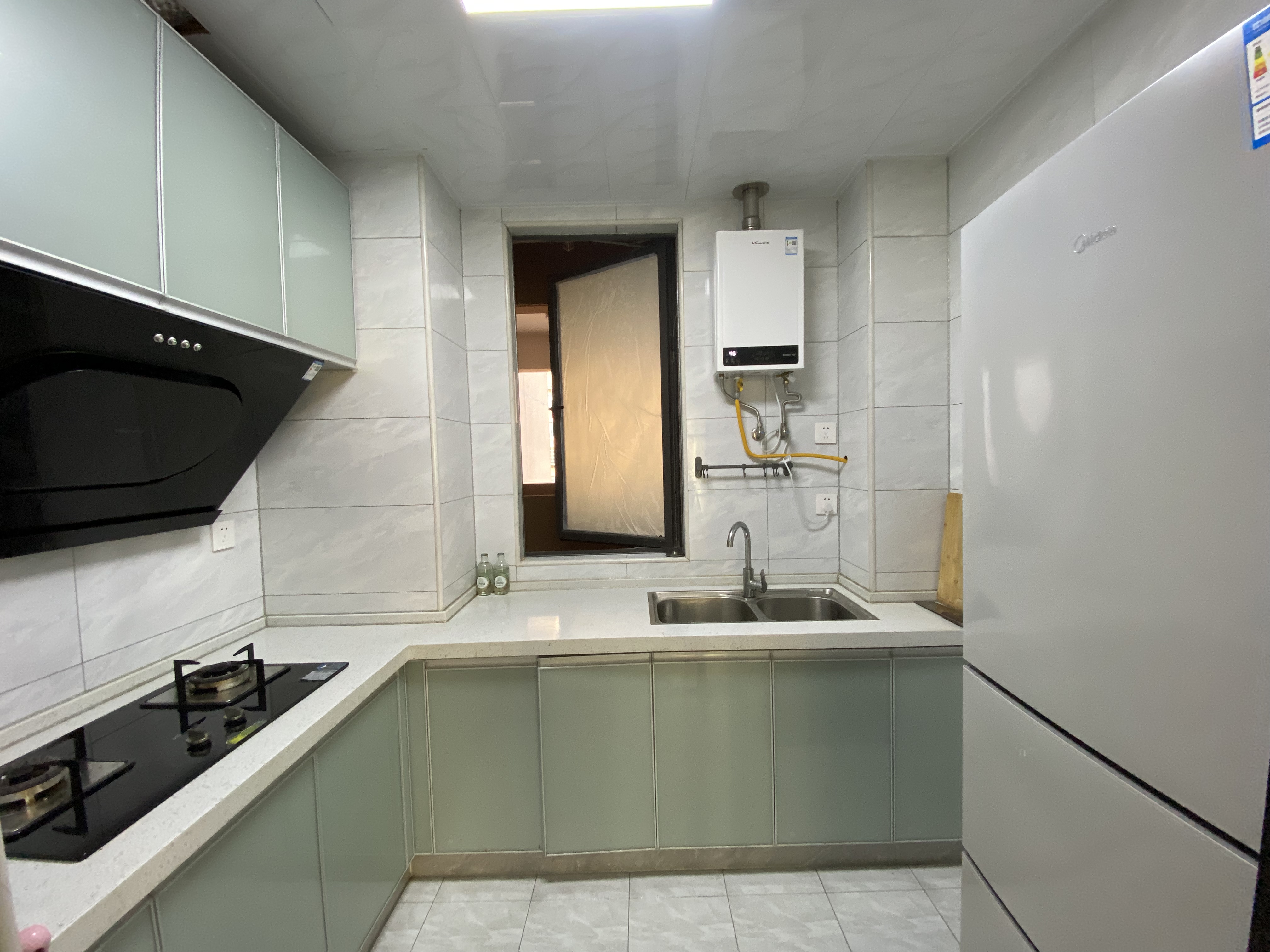 东合新苑 2室2厅1卫 2000.0元/月 东合新苑 2室2厅1卫 2000.0元/月室内图