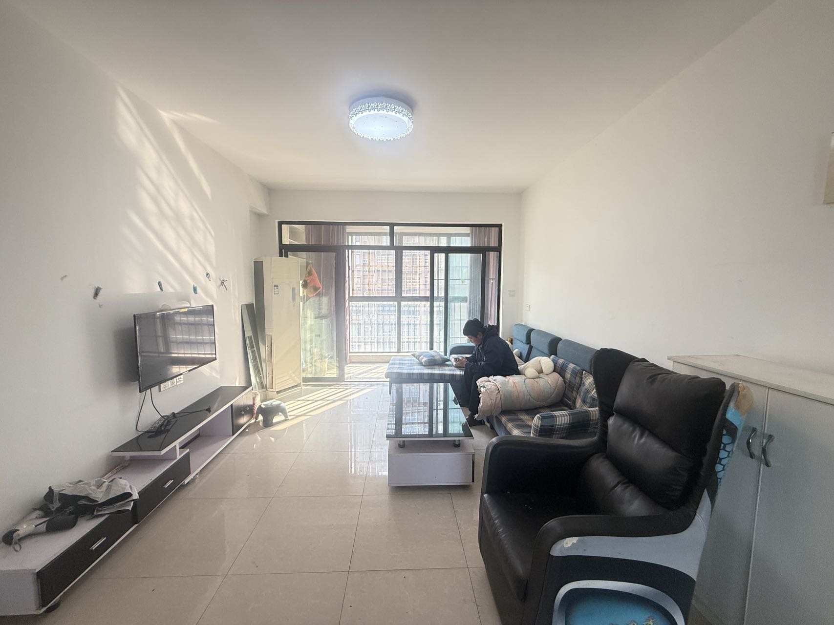 长城水郡 1室2厅1卫 1900.0元/月 长城水郡 1室2厅1卫 1900.0元/月室内图