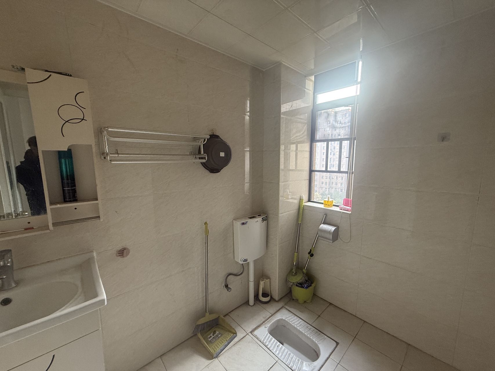 长城水郡 1室2厅1卫 1900.0元/月 长城水郡 1室2厅1卫 1900.0元/月室内图