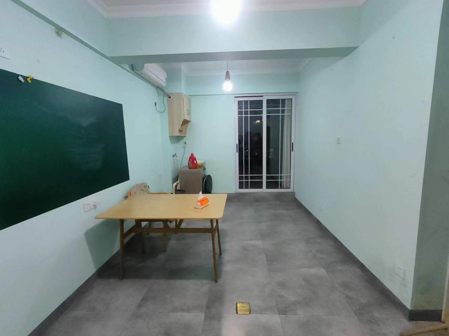 中建御山和苑 1室0厅0卫 1800.0元/月 中建御山和苑 1室0厅0卫 1800.0元/月户型图