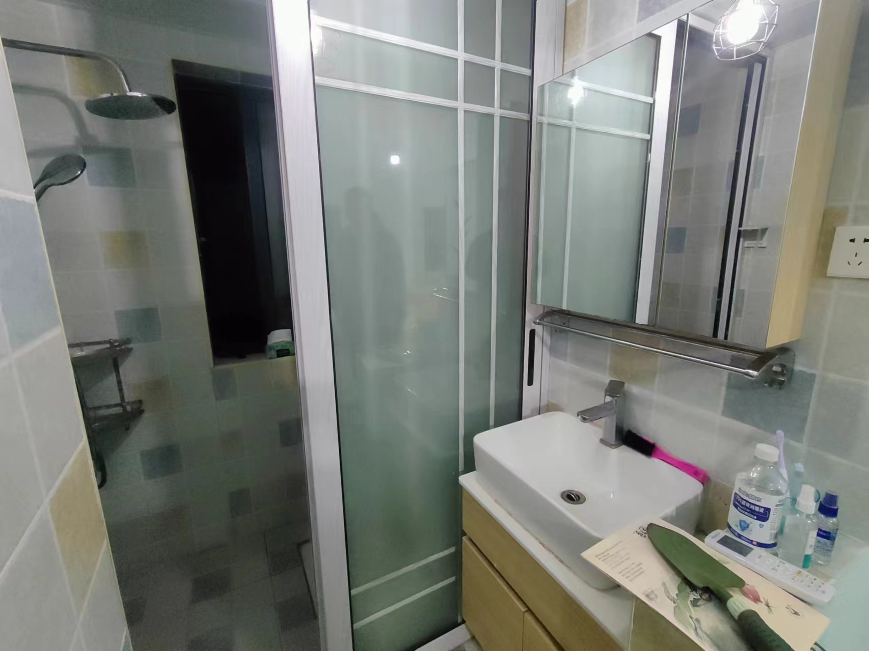 中建御山和苑 1室0厅0卫 1800.0元/月 中建御山和苑 1室0厅0卫 1800.0元/月室内图