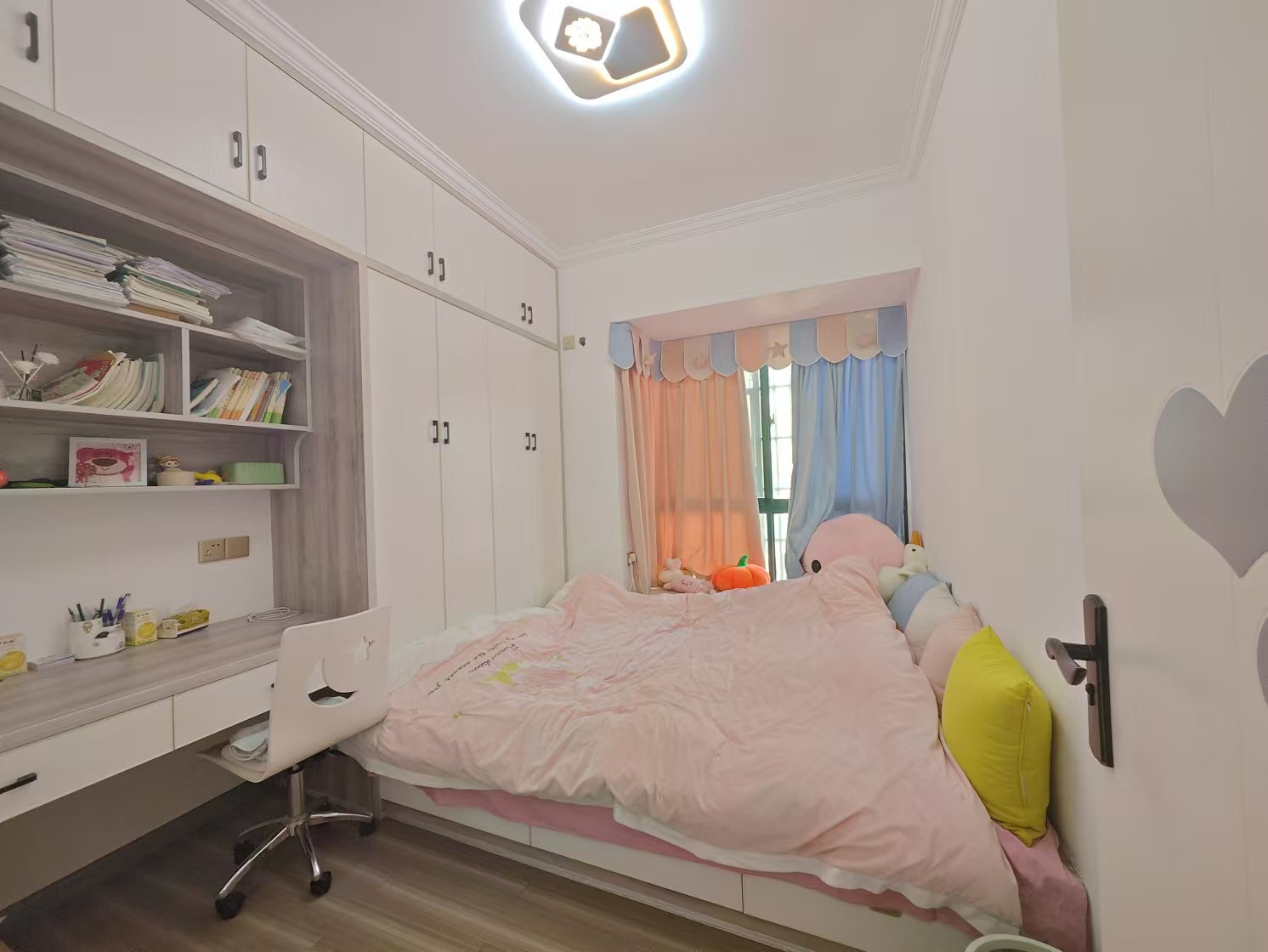 翠谷城 4室2厅2卫 83.8万 翠谷城 4室2厅2卫 83.8万室内图