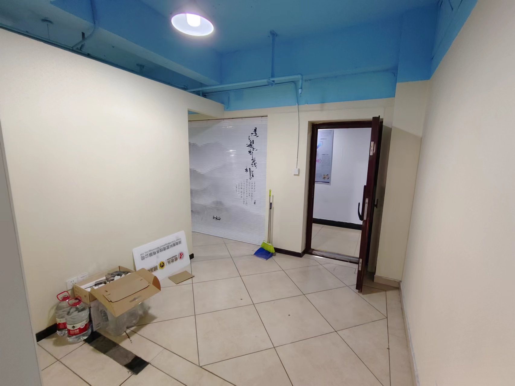 蔚蓝天空  1室1厅1卫   2600.00元/月室内图
