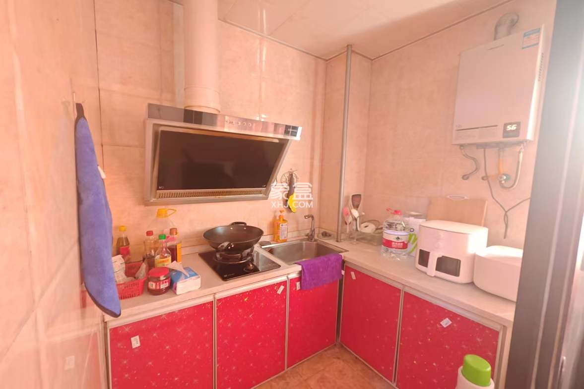 龙腾国际 1室1厅1卫 28.8万 龙腾国际 1室1厅1卫 28.8万室内图