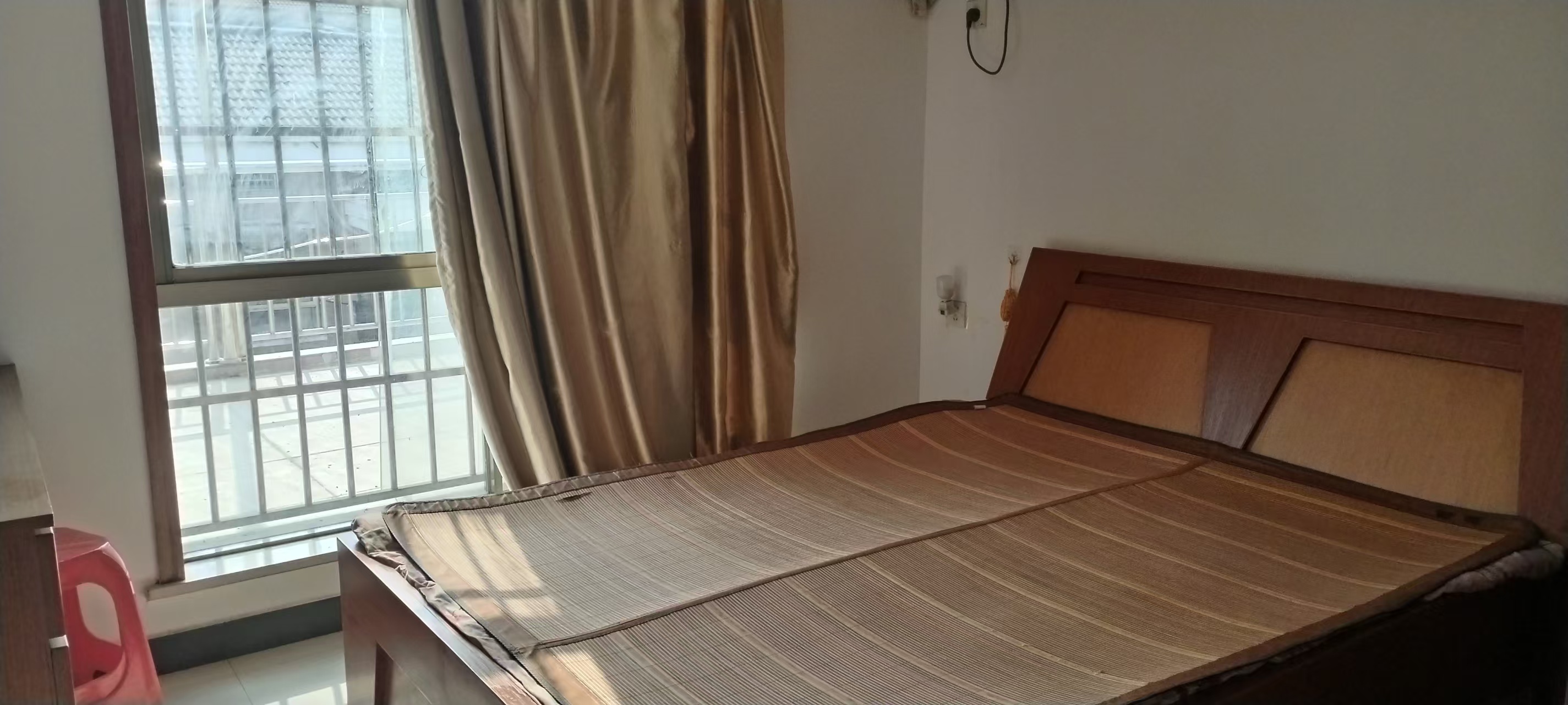 幸福里  2室2厅1卫   550.00元/月室内图