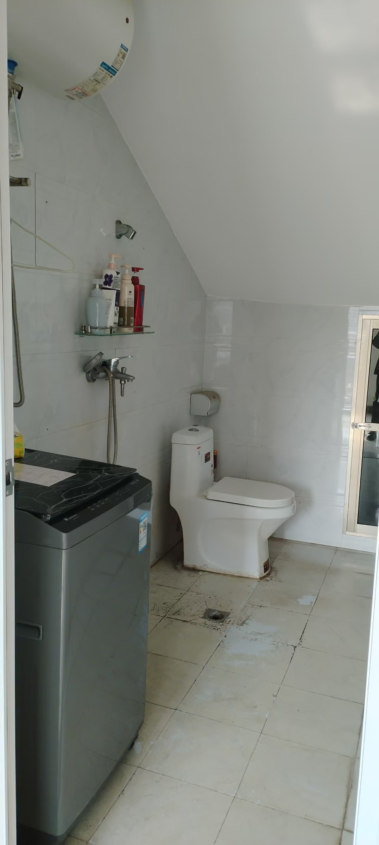 幸福里 2室2厅1卫 550.0元/月 幸福里 2室2厅1卫 550.0元/月室内图