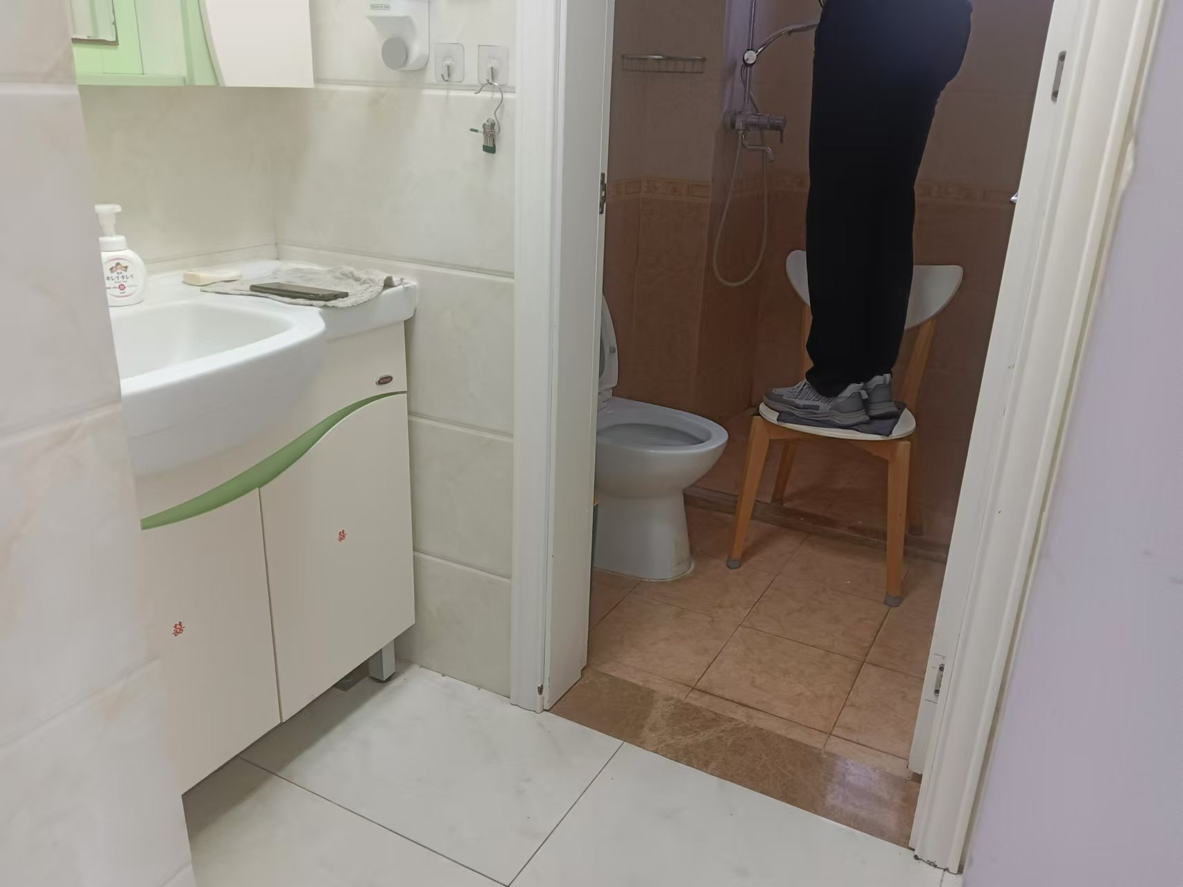 永升华府 2室2厅1卫 2300.0元/月 永升华府 2室2厅1卫 2300.0元/月室内图