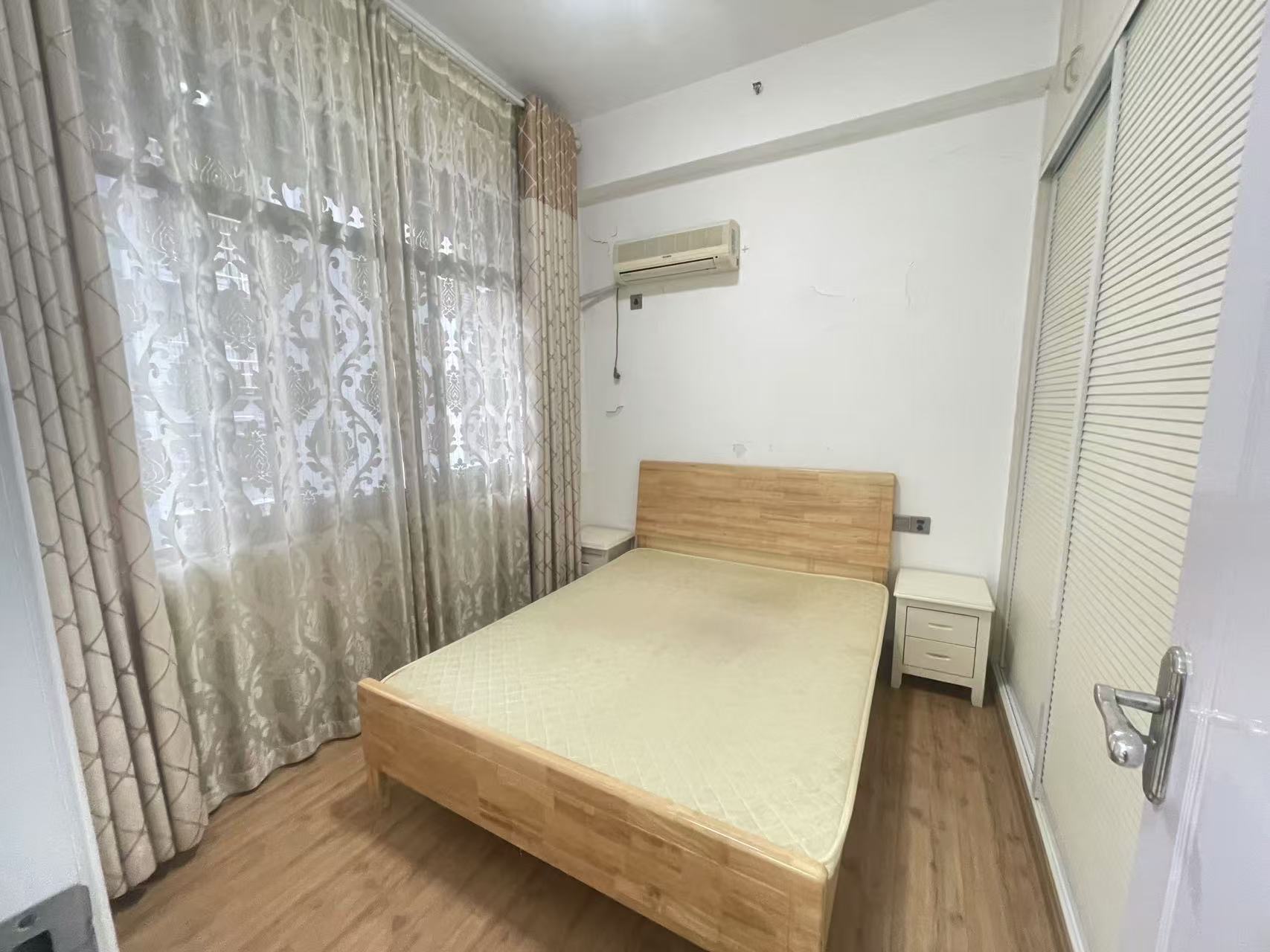 和厚园小区二期 2室2厅1卫 1300.0元/月 和厚园小区二期 2室2厅1卫 1300.0元/月室内图