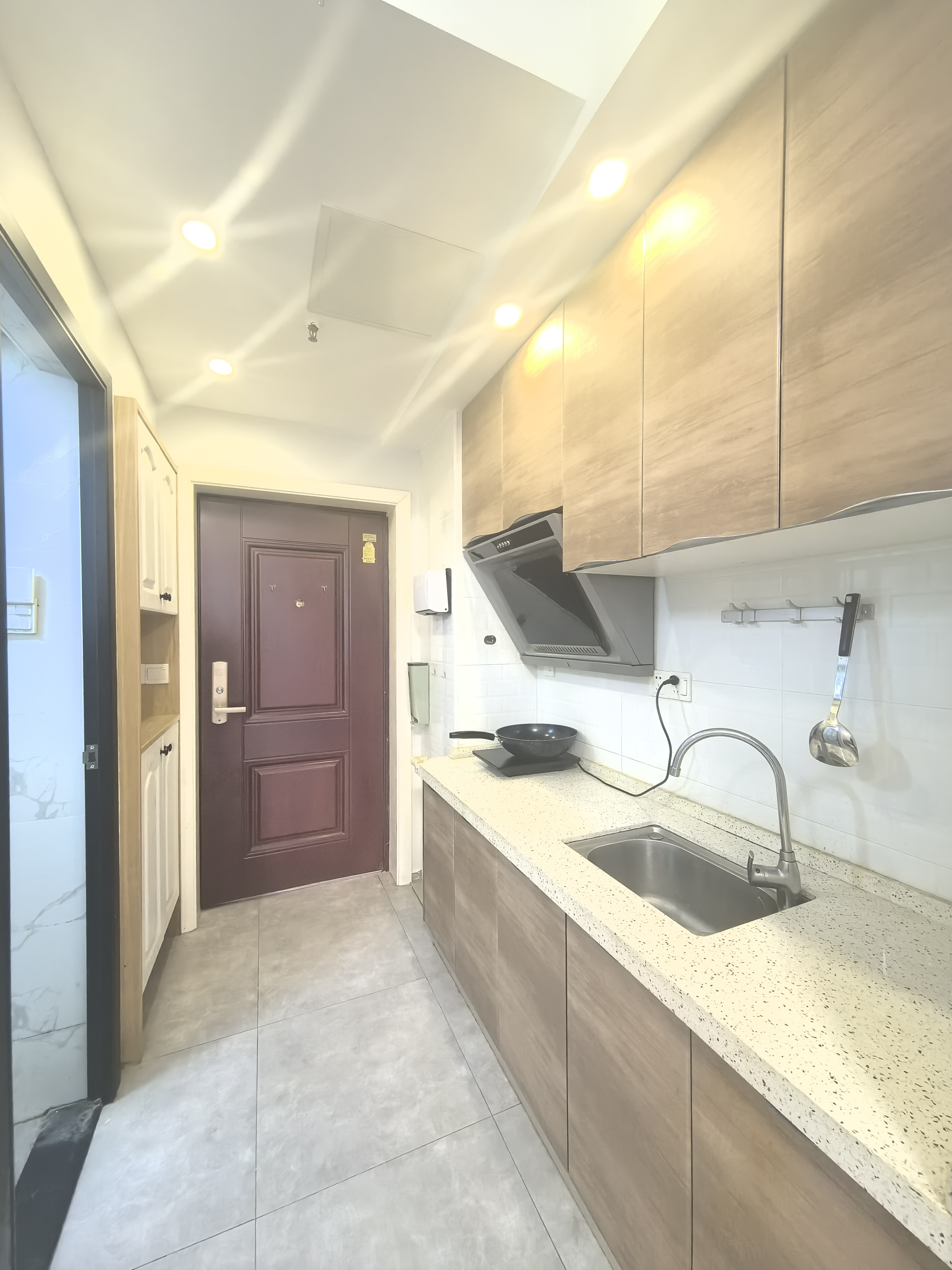 蓝光雍锦阁 1室1厅1卫 1700.0元/月 蓝光雍锦阁 1室1厅1卫 1700.0元/月室内图