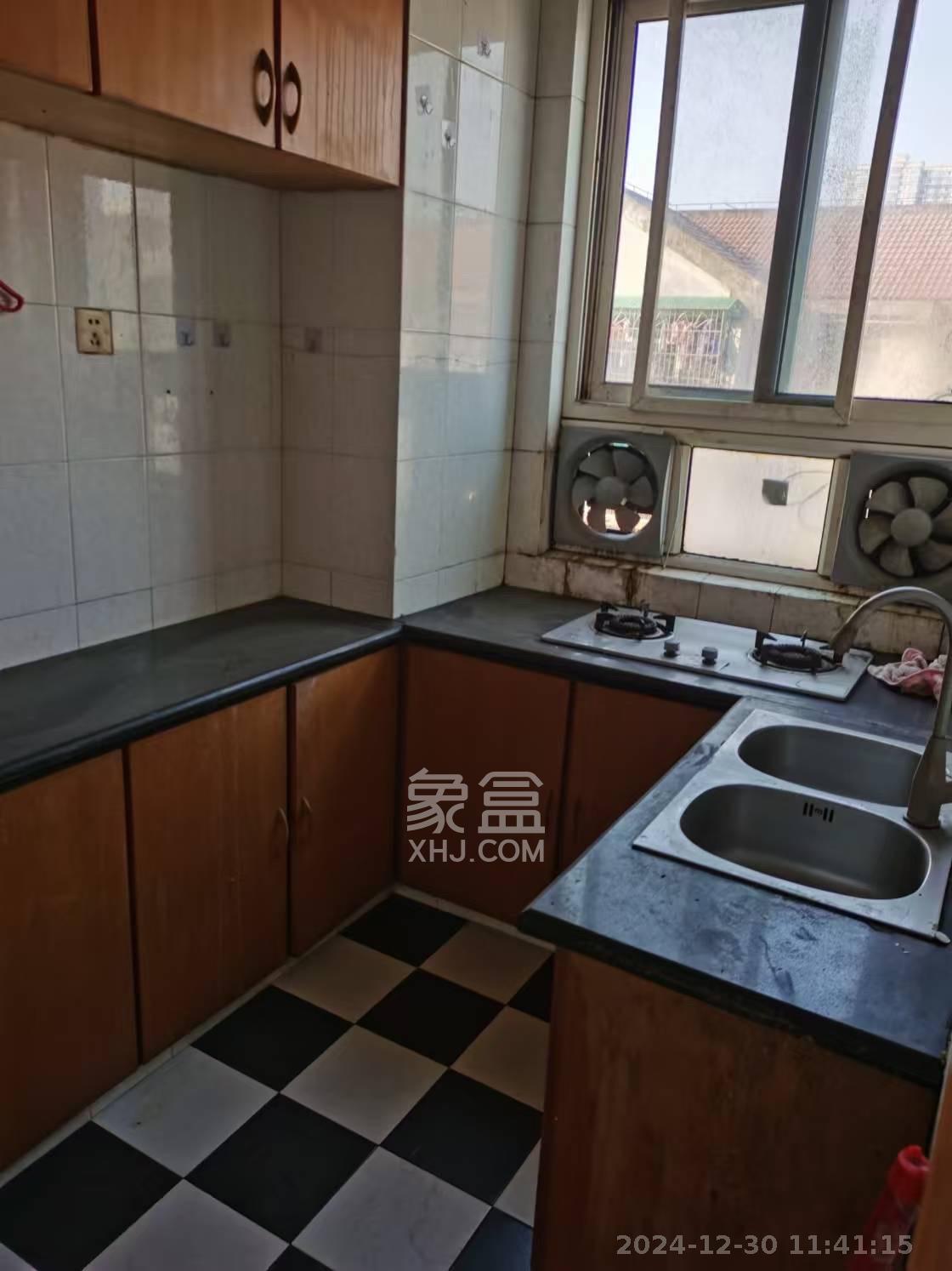 新桥小区 2室2厅1卫 1200.0元/月 新桥小区 2室2厅1卫 1200.0元/月室内图