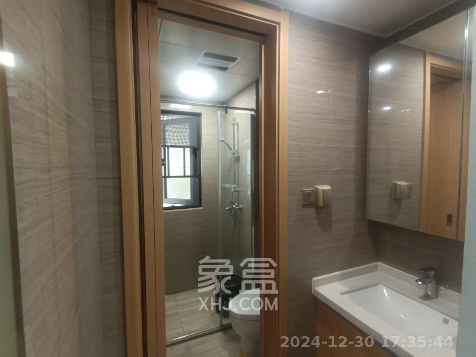 阳光城尚东湾蓝莓苑  3室2厅2卫   2600.00元/月室内图