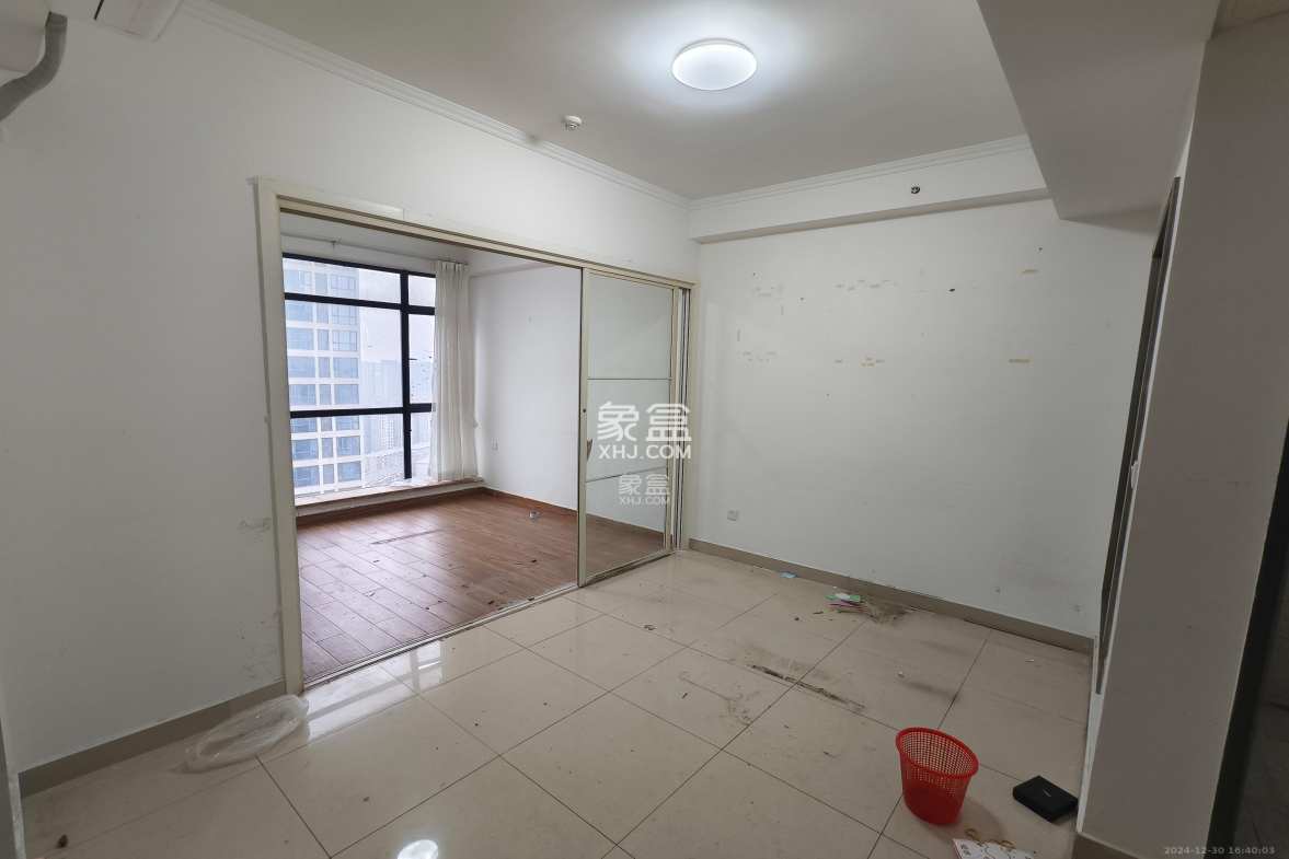 融科东南海 1室1厅1卫 2200.0元/月 融科东南海 1室1厅1卫 2200.0元/月室内图