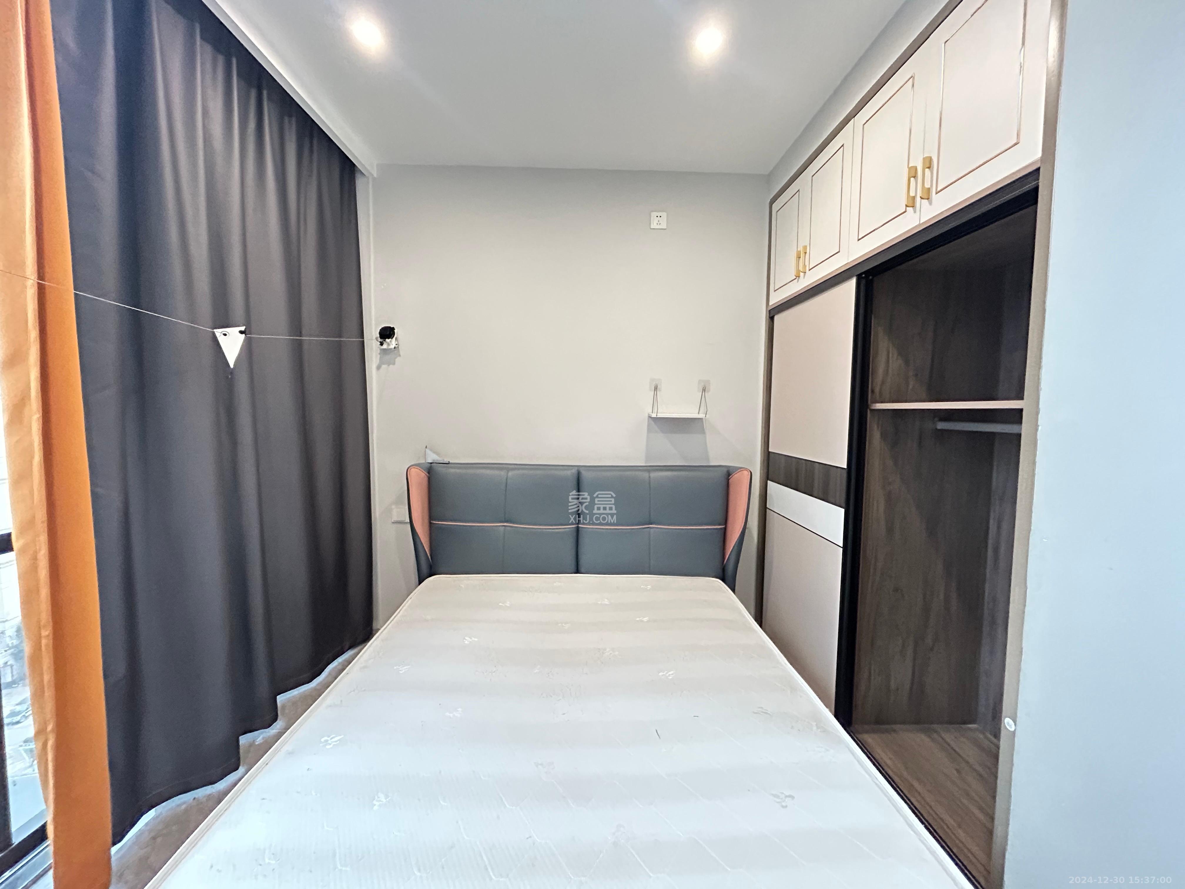 中一鲲出（鲲鹏府）  1室1厅1卫   1500.00元/月室内图