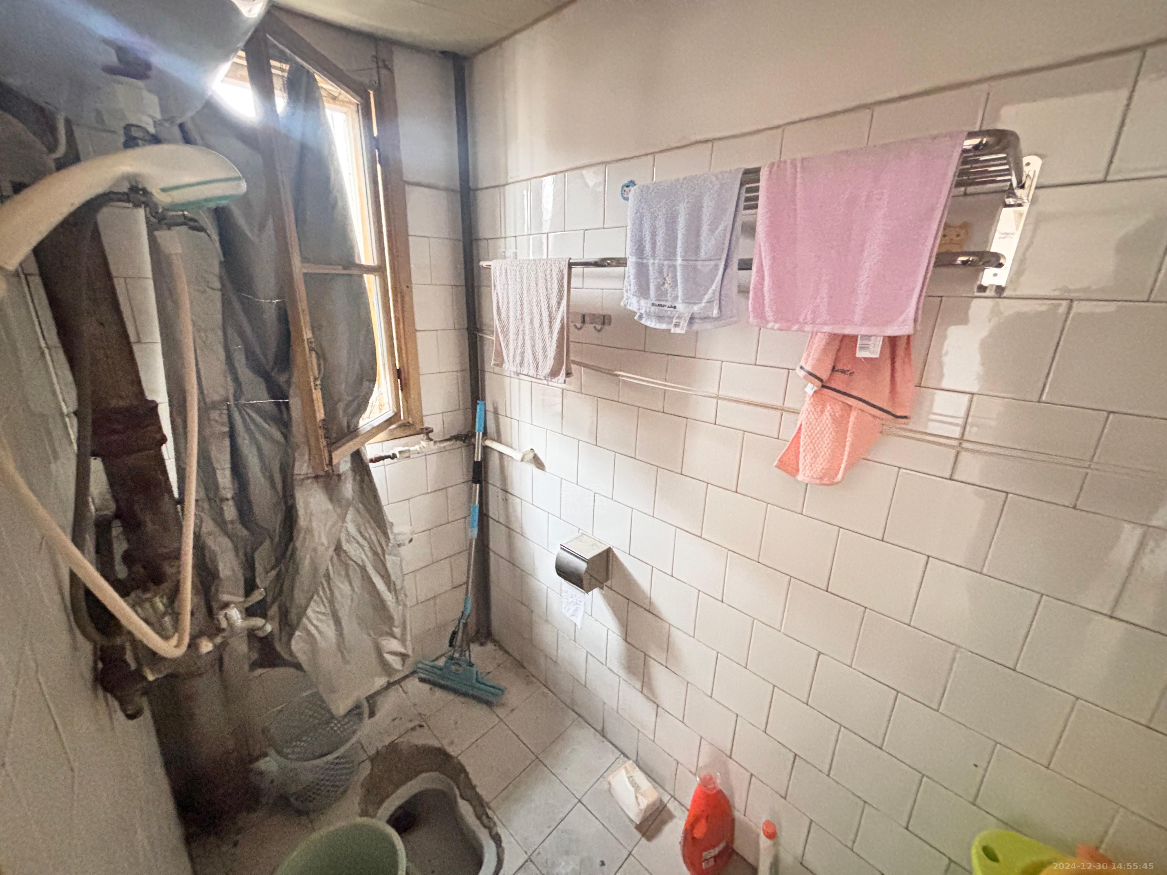 人民中路 1室1厅1卫 800.0元/月 人民中路 1室1厅1卫 800.0元/月室内图