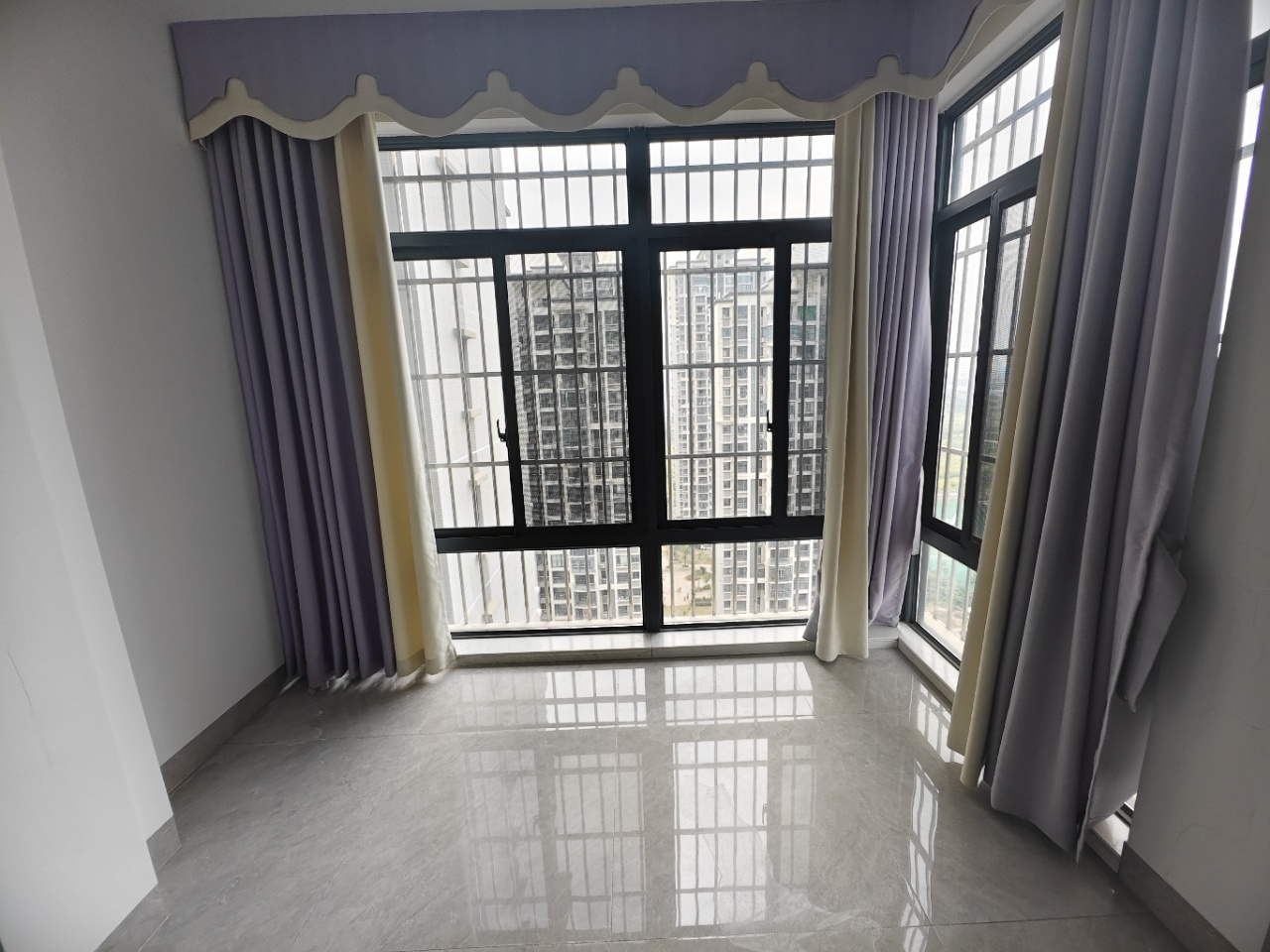 五源河公寓D区 3室2厅2卫 198.0万 五源河公寓D区 3室2厅2卫 198.0万室内图