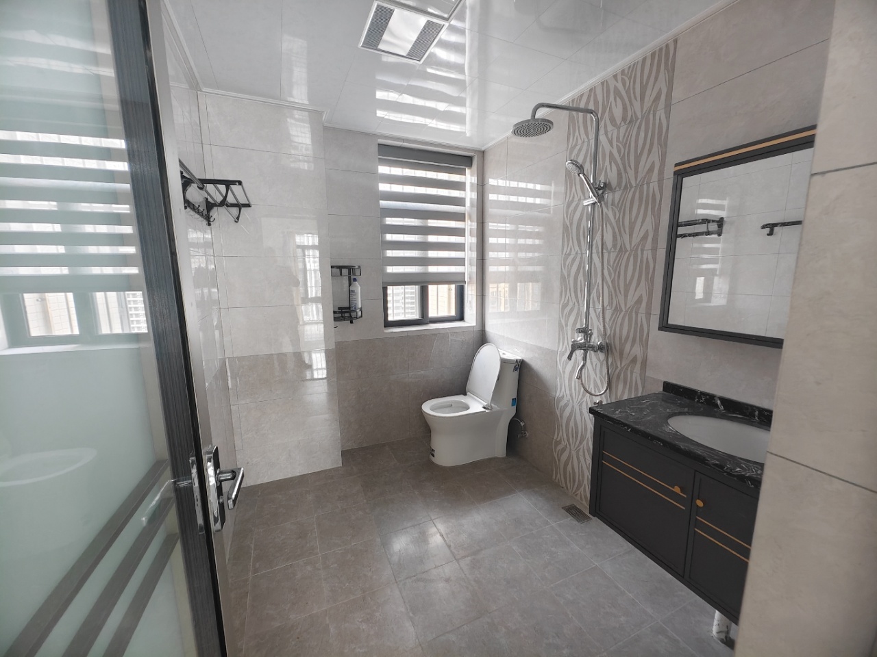 五源河公寓D区 3室2厅2卫 198.0万 五源河公寓D区 3室2厅2卫 198.0万室内图