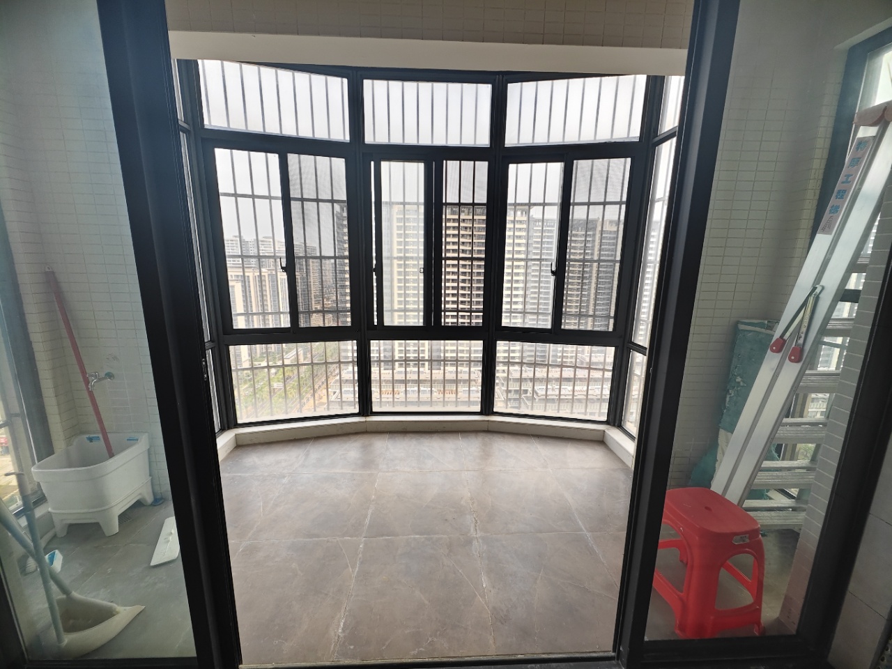 五源河公寓D区 3室2厅2卫 198.0万 五源河公寓D区 3室2厅2卫 198.0万室内图