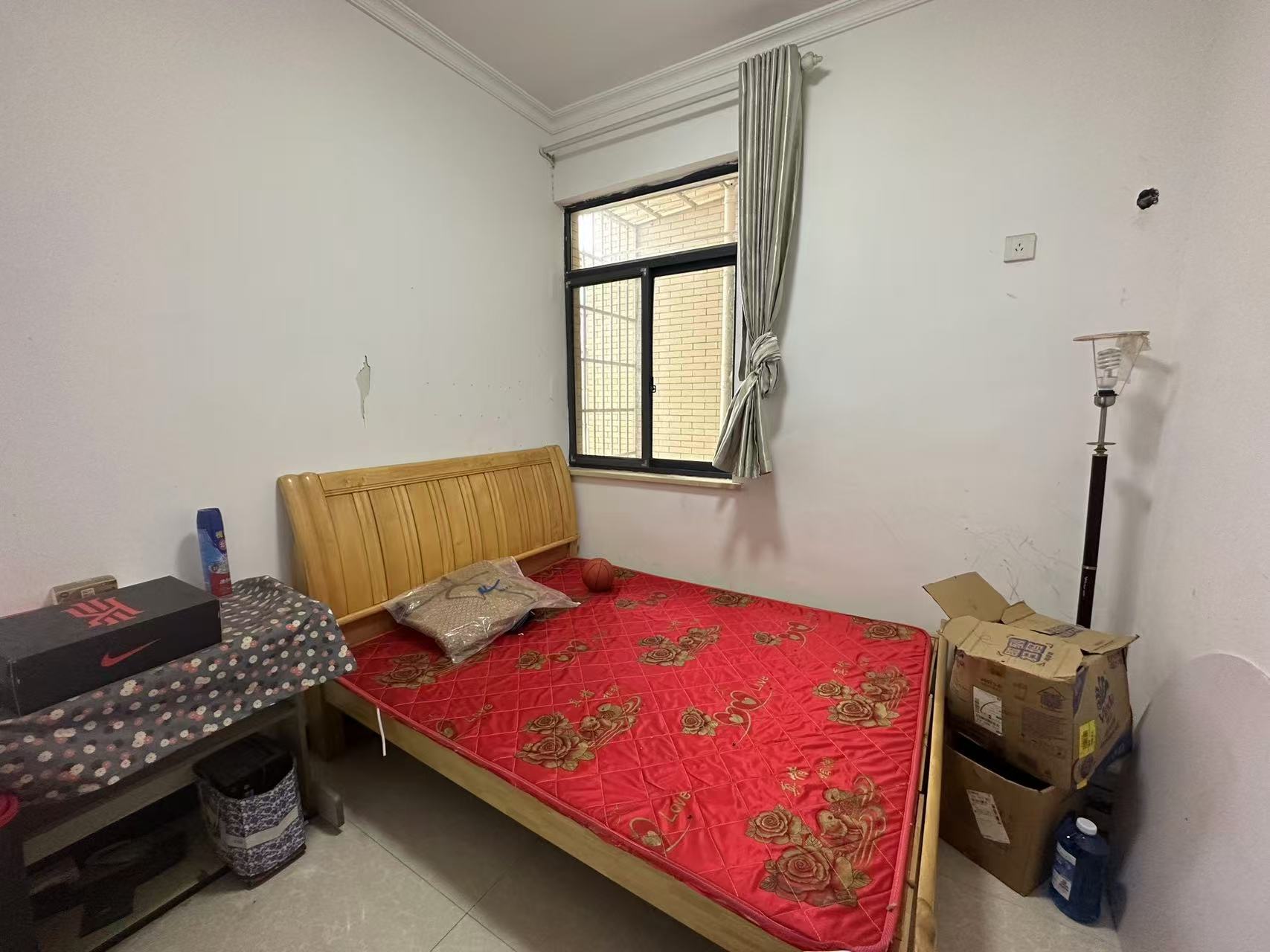 五星龙廻塘小区  3室2厅1卫    1700.0元/月 五星龙廻塘小区  3室2厅1卫    1700.0元/月室内图