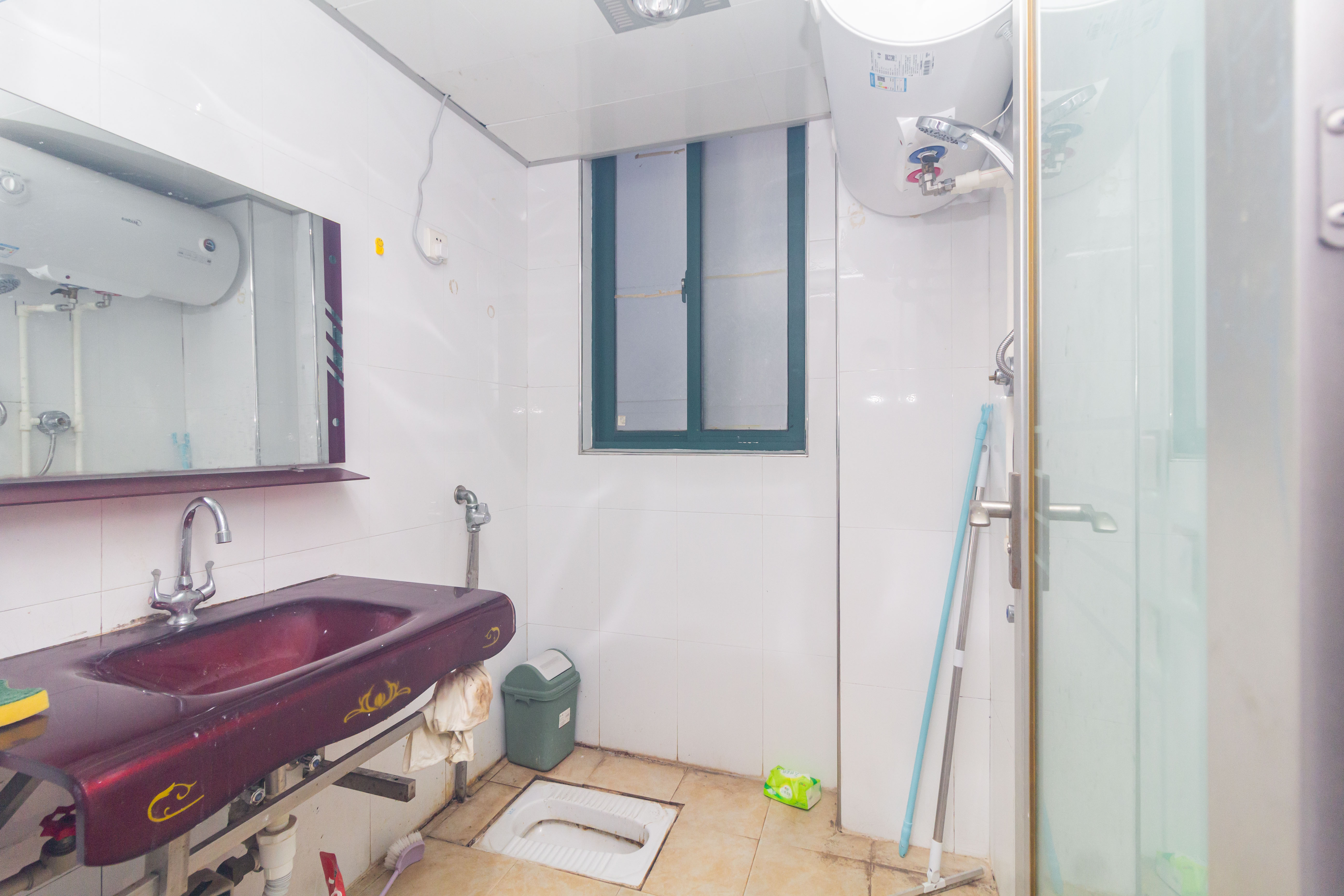 华天LOHO小镇  1室1厅1卫    26.0万 华天LOHO小镇  1室1厅1卫    26.0万卧室