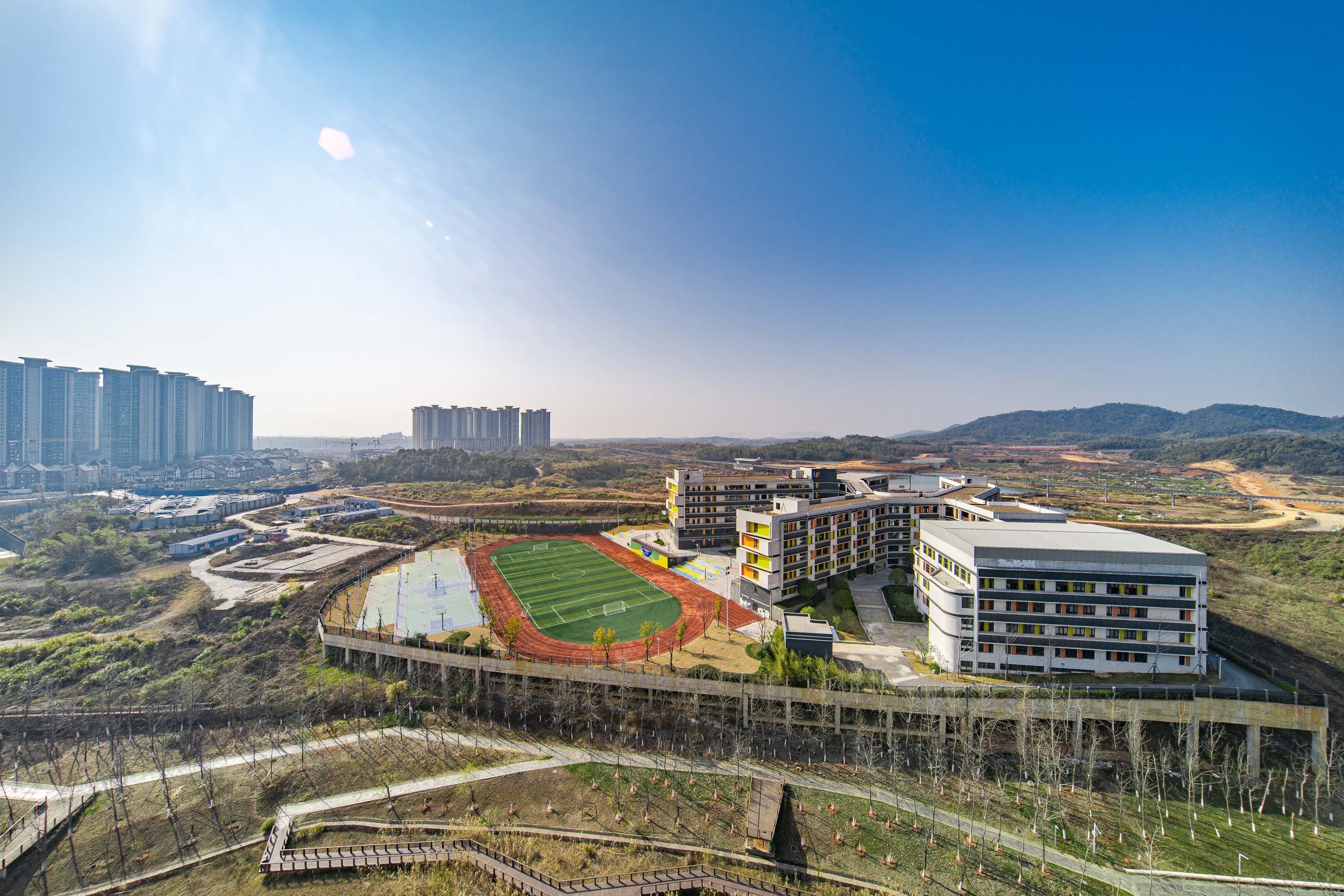 恒大文化旅游城C区 3室2厅2卫 102.0万 恒大文化旅游城C区 3室2厅2卫 102.0万其他