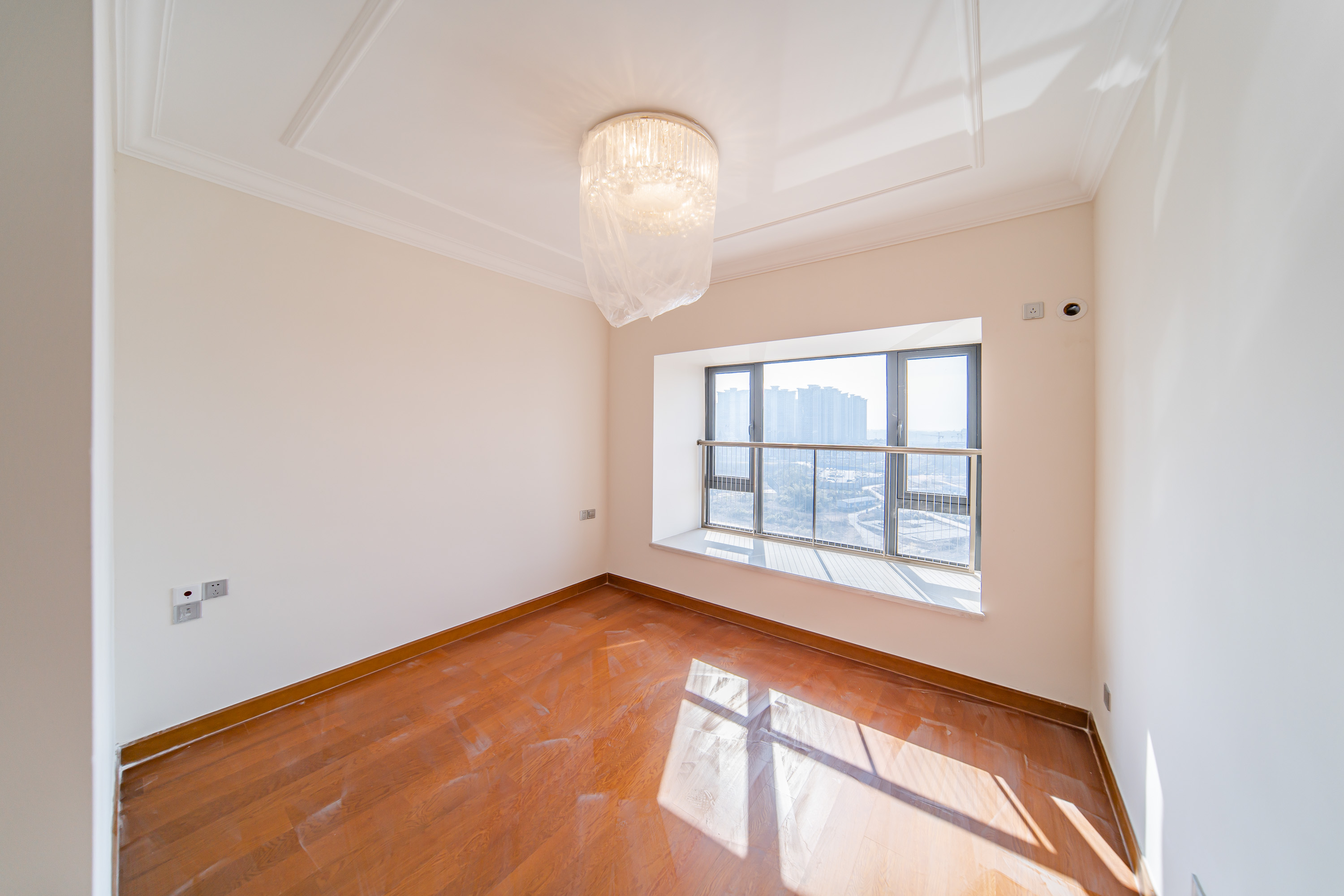 恒大文化旅游城C区 3室2厅2卫 102.0万 恒大文化旅游城C区 3室2厅2卫 102.0万卧室