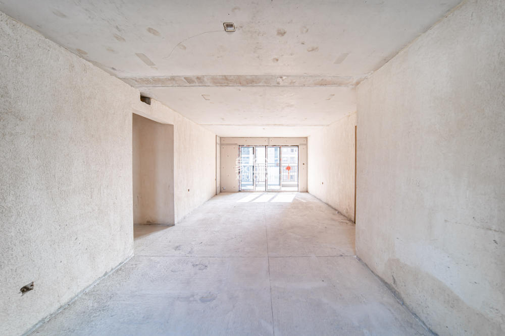 城发恒伟洋湖映2009  4室2厅2卫    180.0万