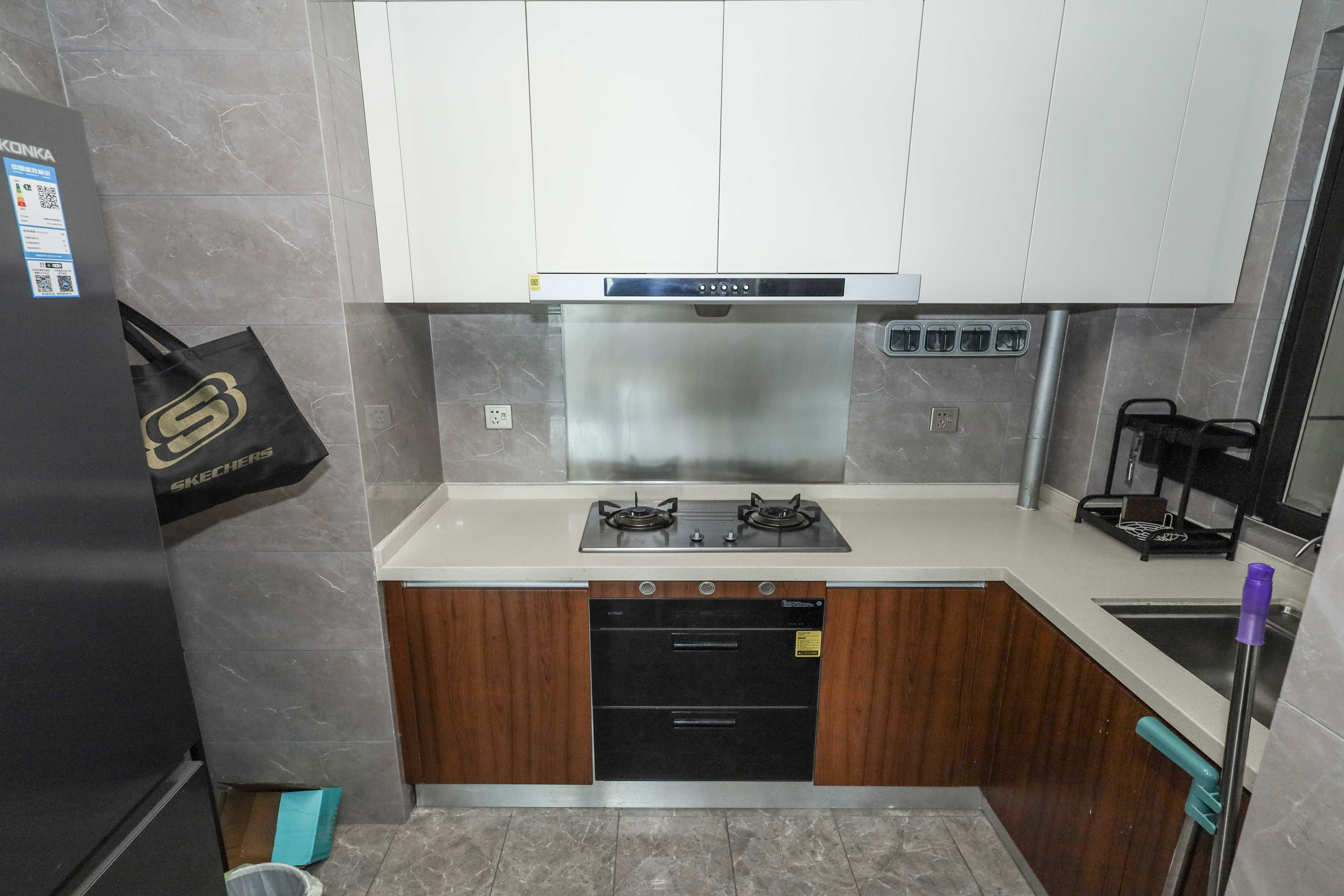 中梁云麓传奇 3室2厅1卫 105.0万 中梁云麓传奇 3室2厅1卫 105.0万厨房