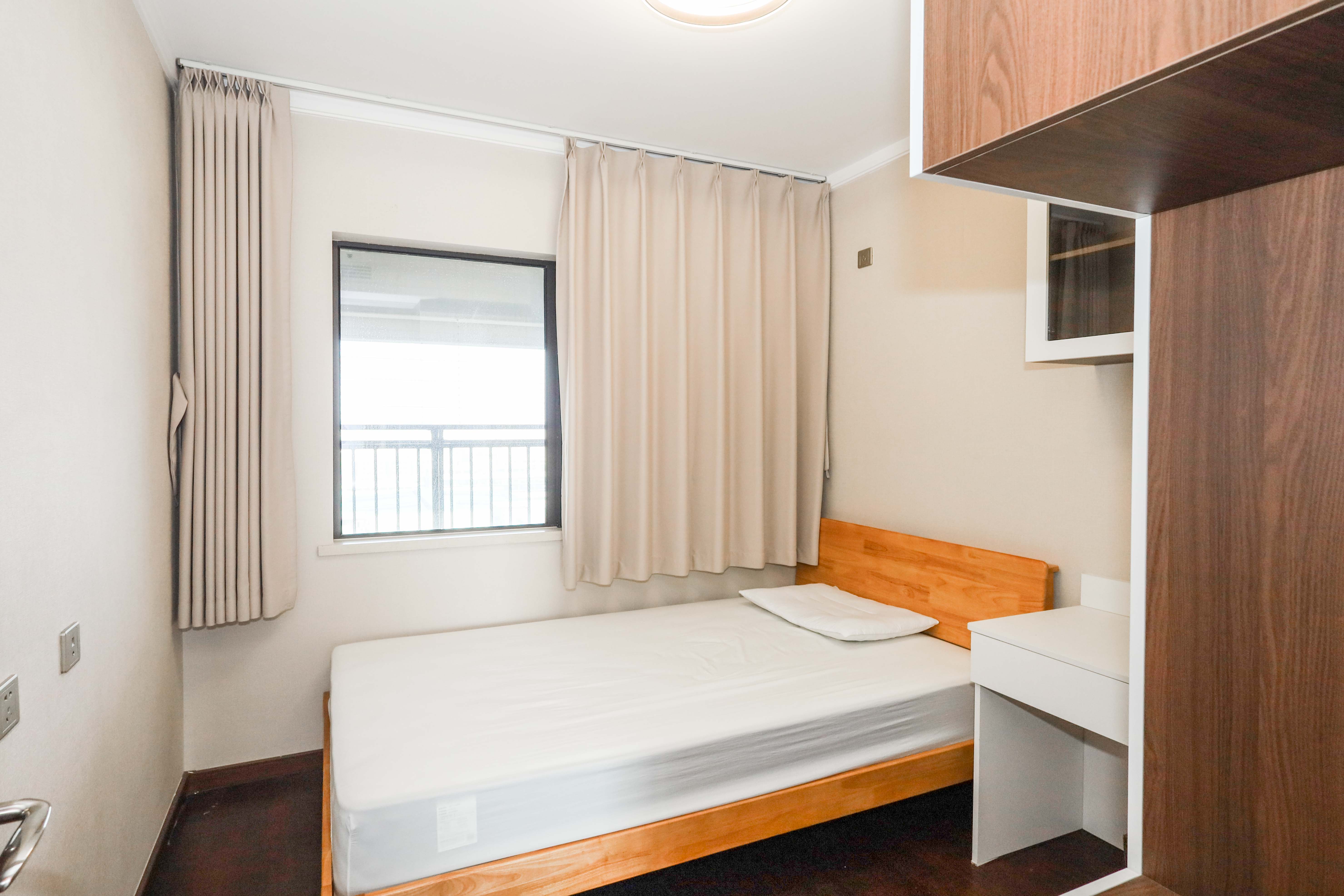 中梁云麓传奇 3室2厅1卫 105.0万 中梁云麓传奇 3室2厅1卫 105.0万卧室