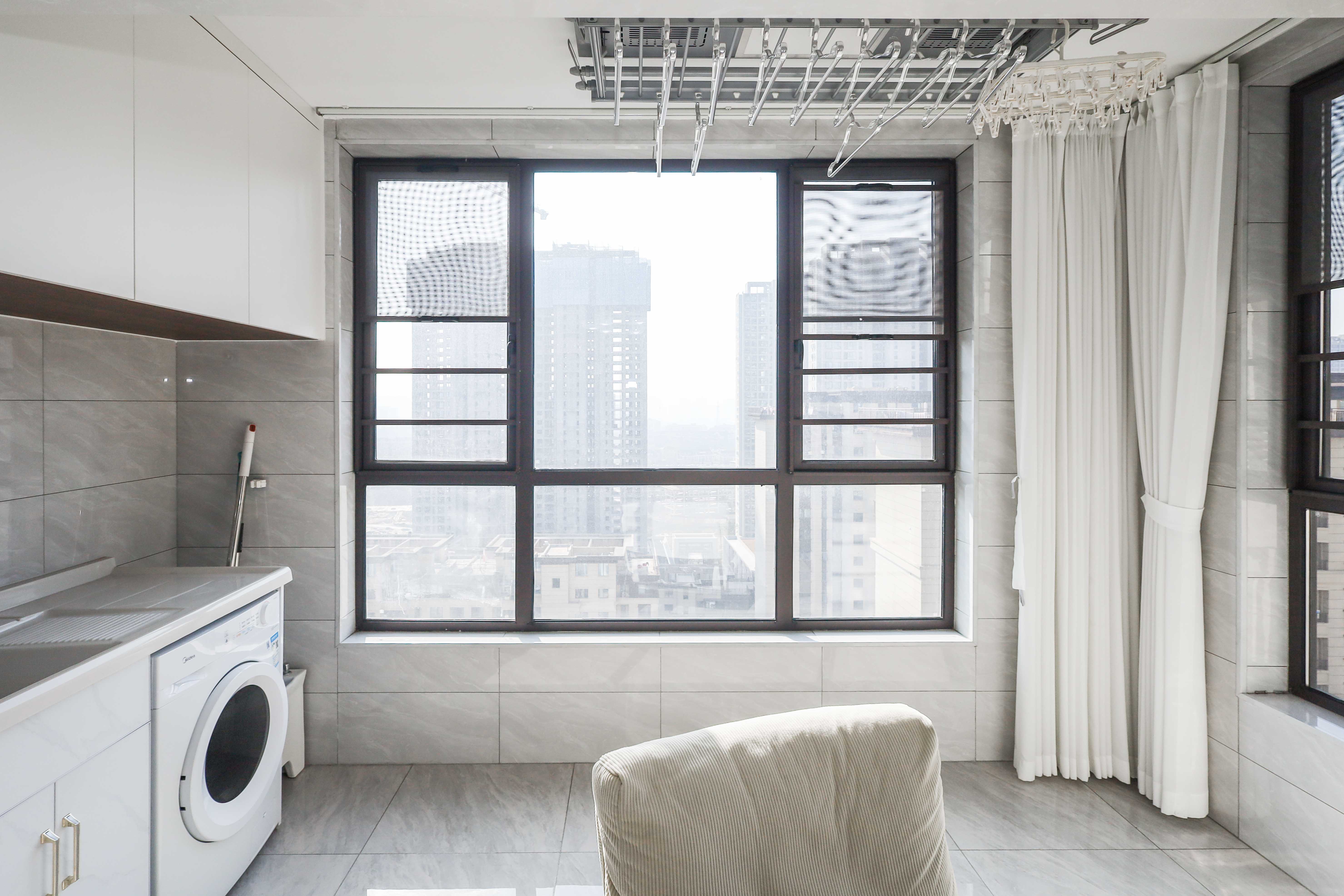 中梁云麓传奇 3室2厅1卫 105.0万 中梁云麓传奇 3室2厅1卫 105.0万阳台