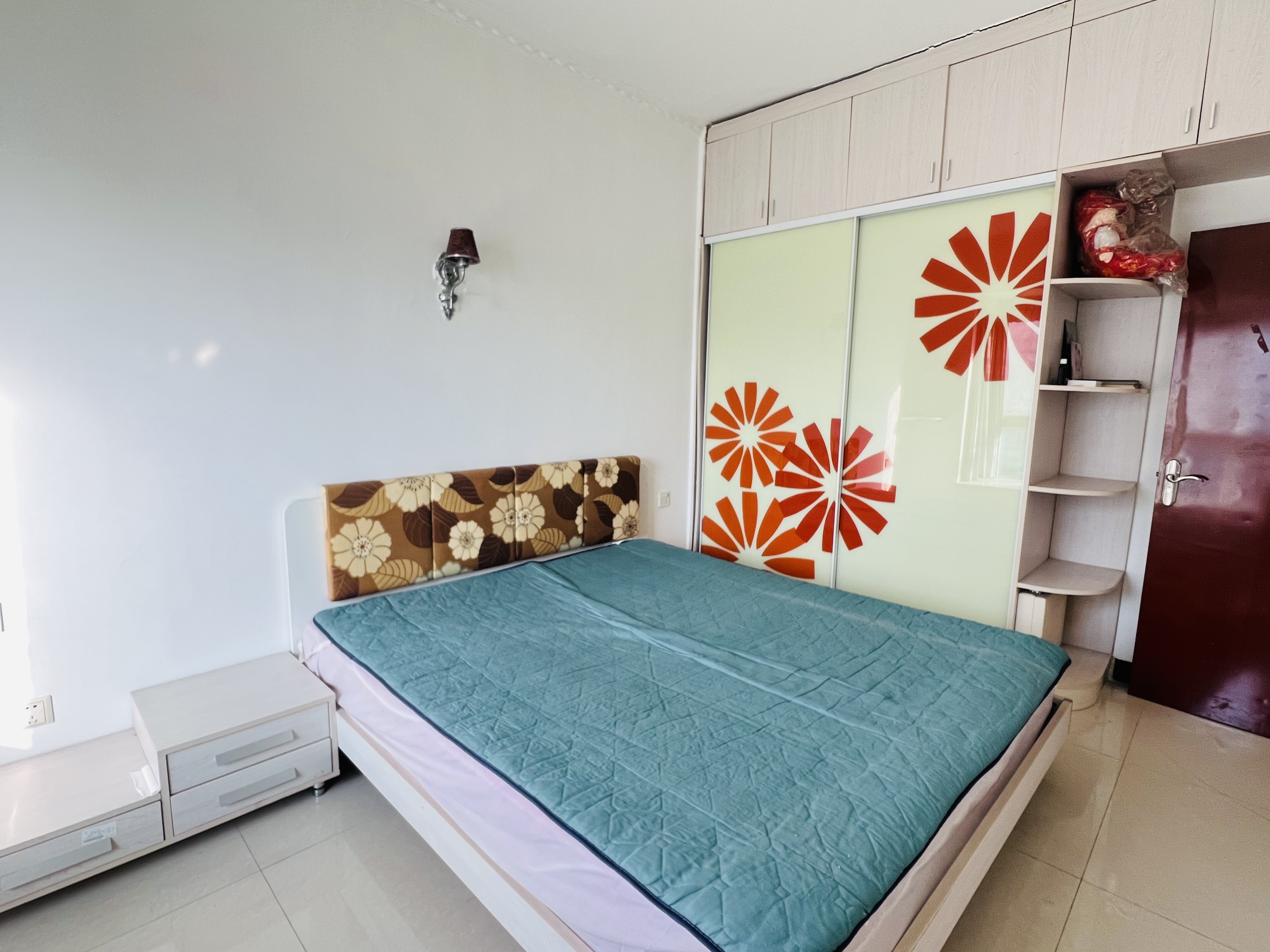 学府花园(文苑瑞景) 3室2厅1卫 1200.0元/月 学府花园(文苑瑞景) 3室2厅1卫 1200.0元/月室内图