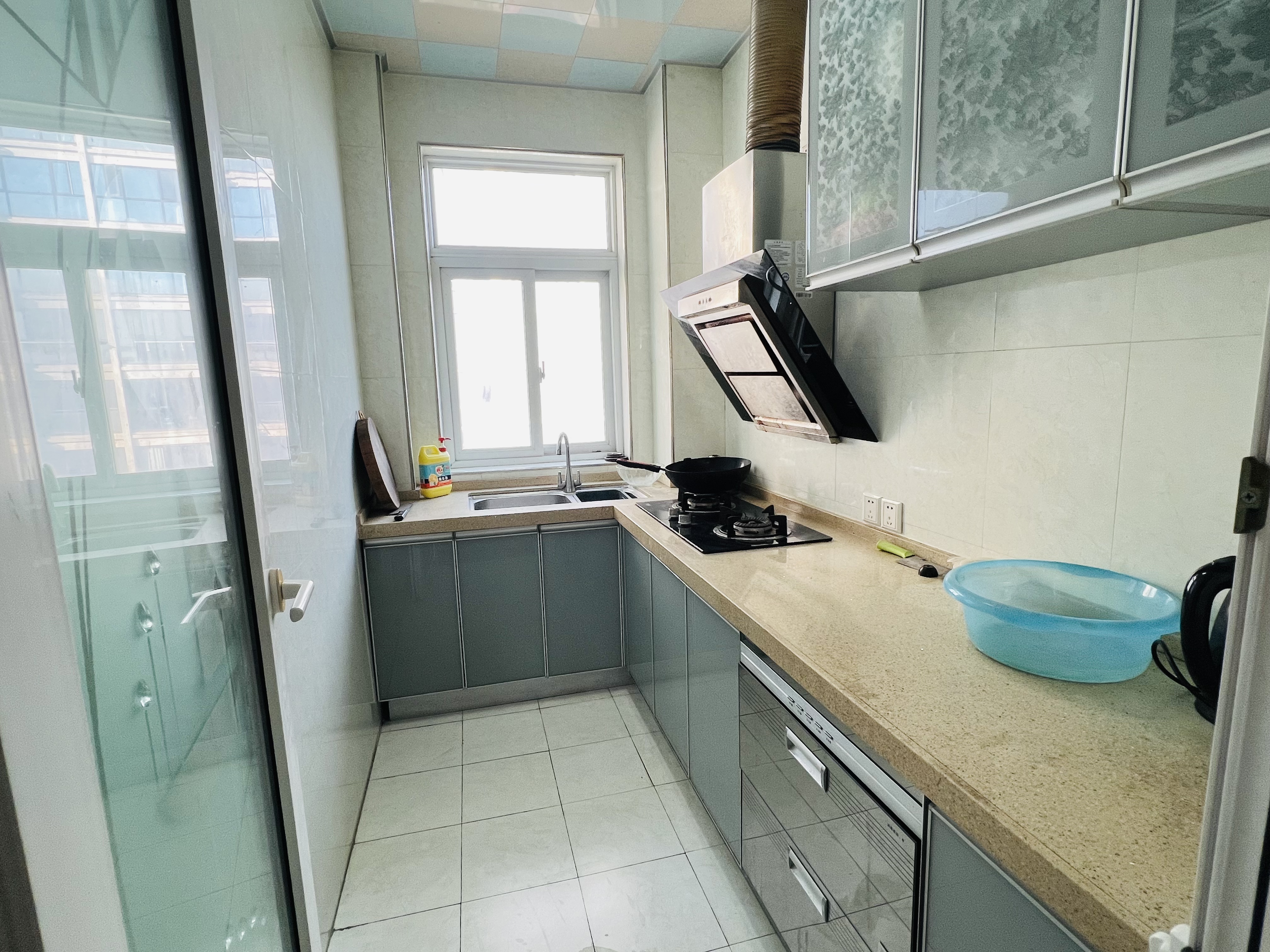 学府花园(文苑瑞景) 3室2厅1卫 1200.0元/月 学府花园(文苑瑞景) 3室2厅1卫 1200.0元/月室内图