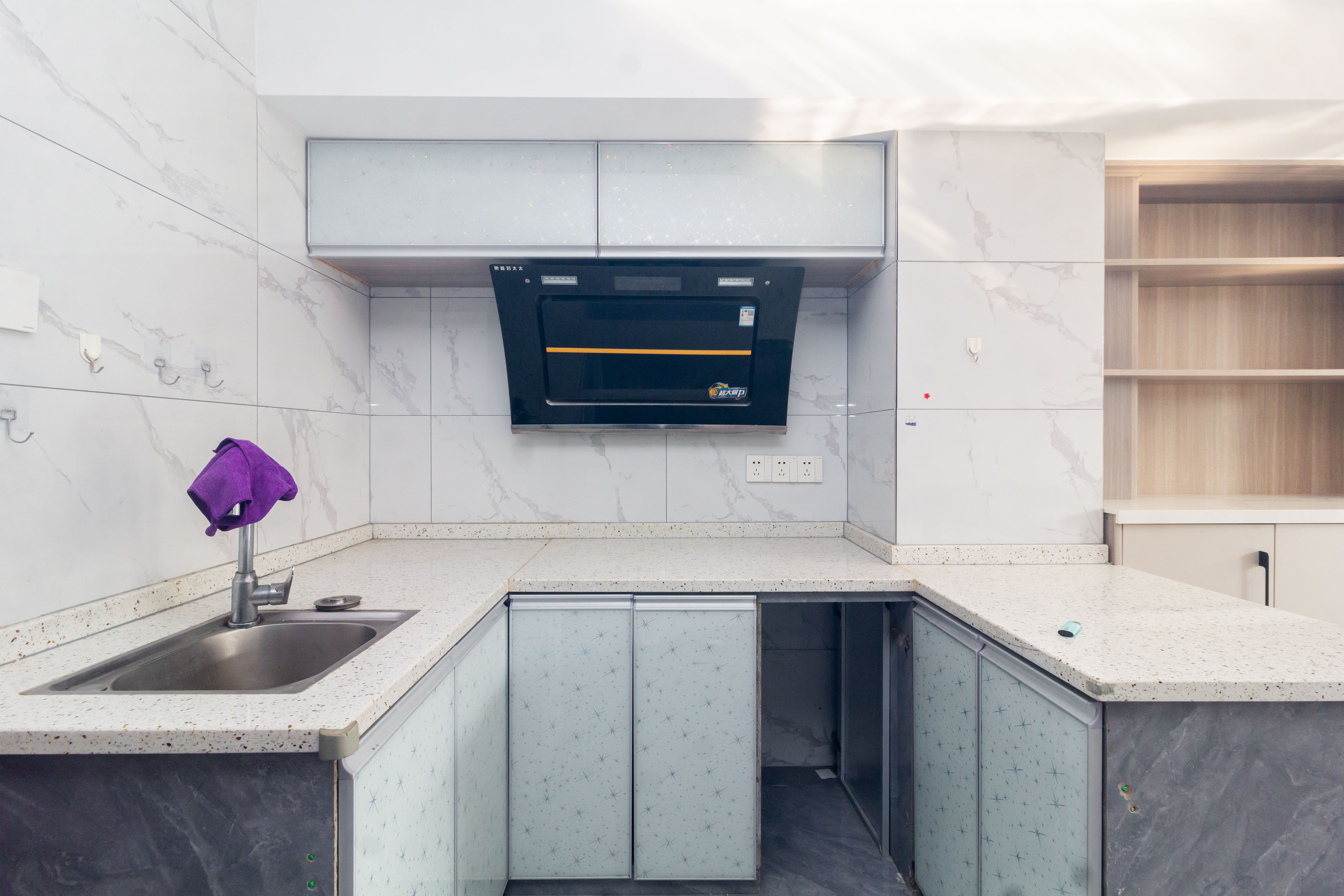 碧桂园星荟  2室1厅1卫    29.9万 碧桂园星荟  2室1厅1卫    29.9万厨房