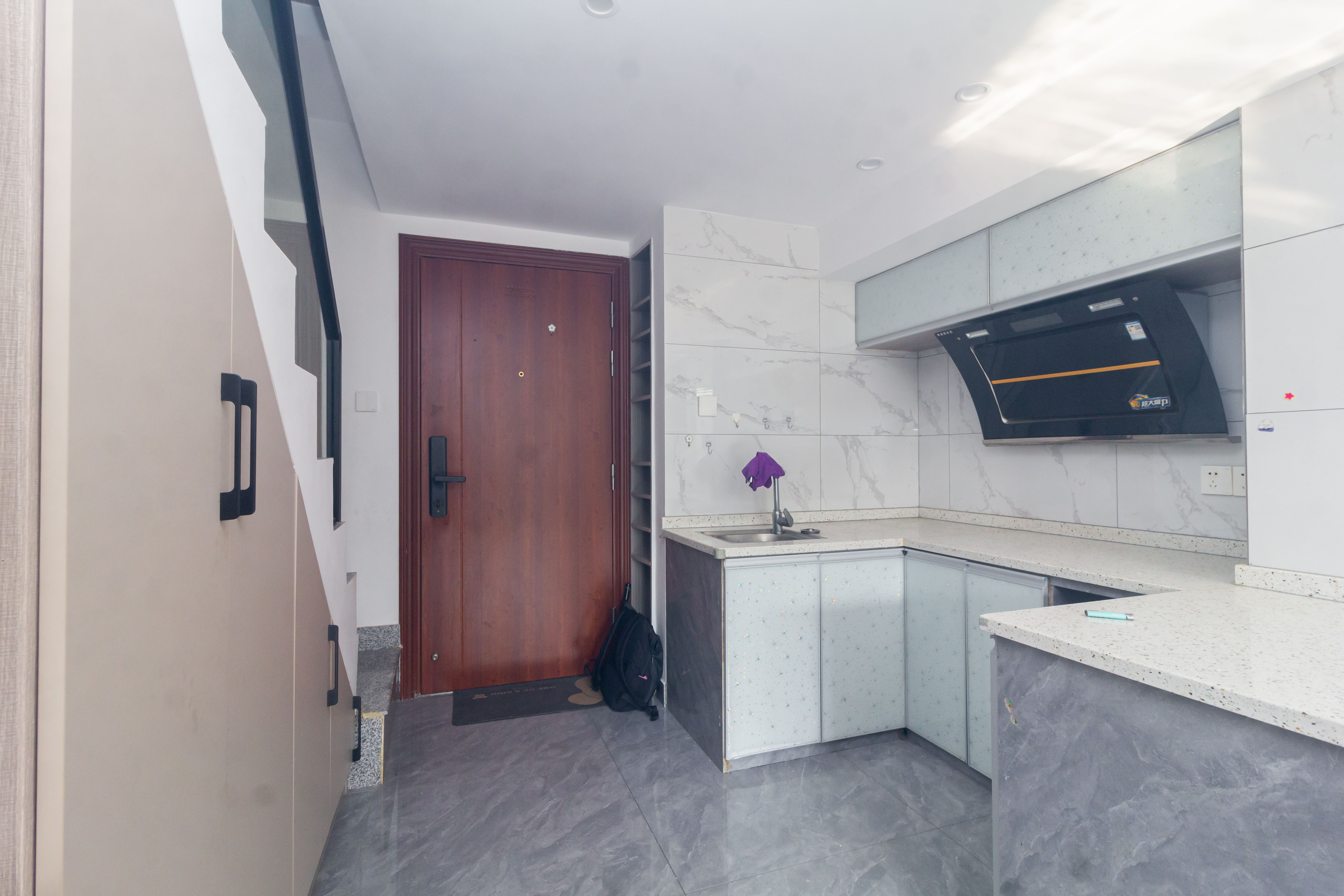 碧桂园星荟  2室1厅1卫    29.9万 碧桂园星荟  2室1厅1卫    29.9万厨房