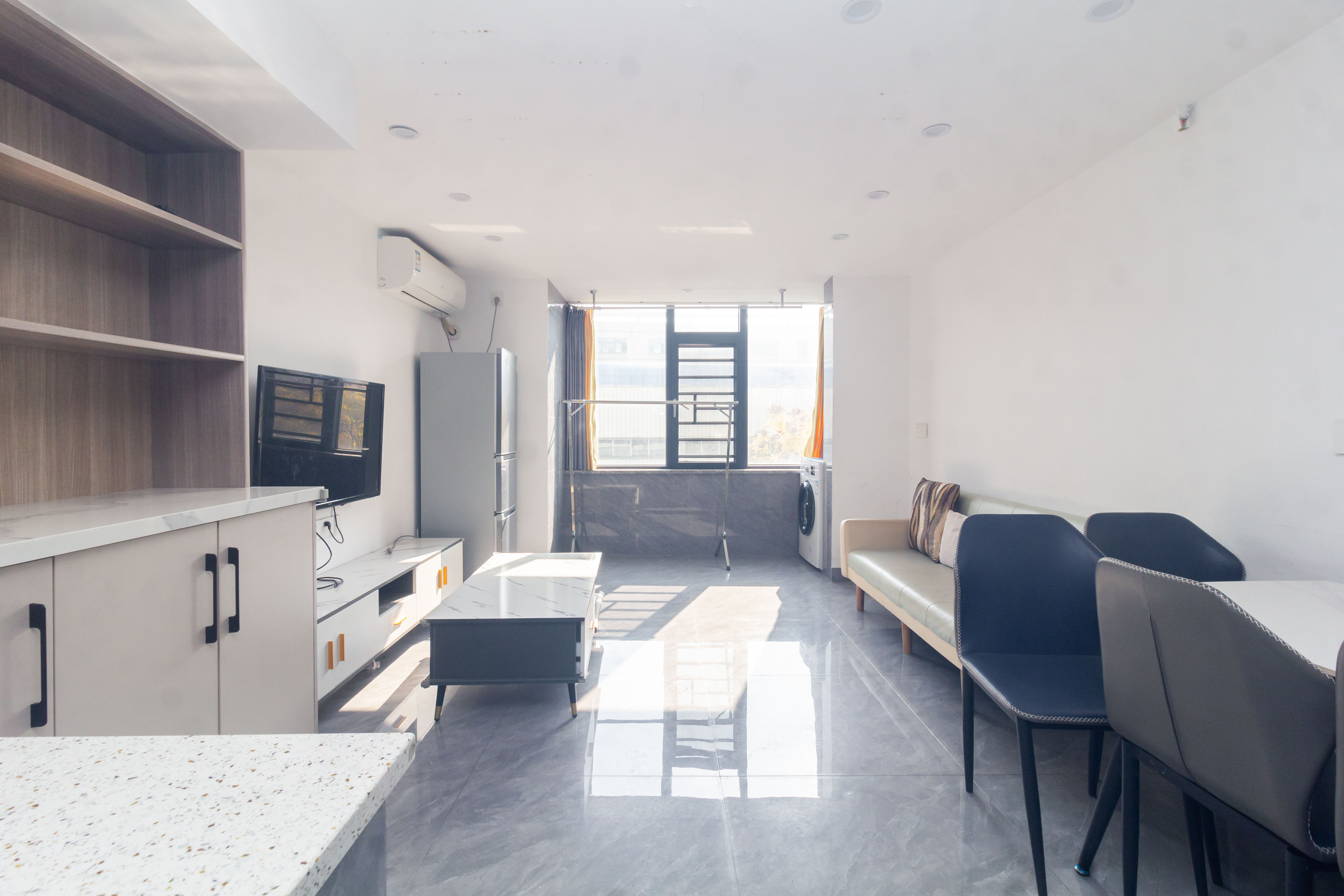 碧桂园星荟  2室1厅1卫    29.9万 碧桂园星荟  2室1厅1卫    29.9万客厅