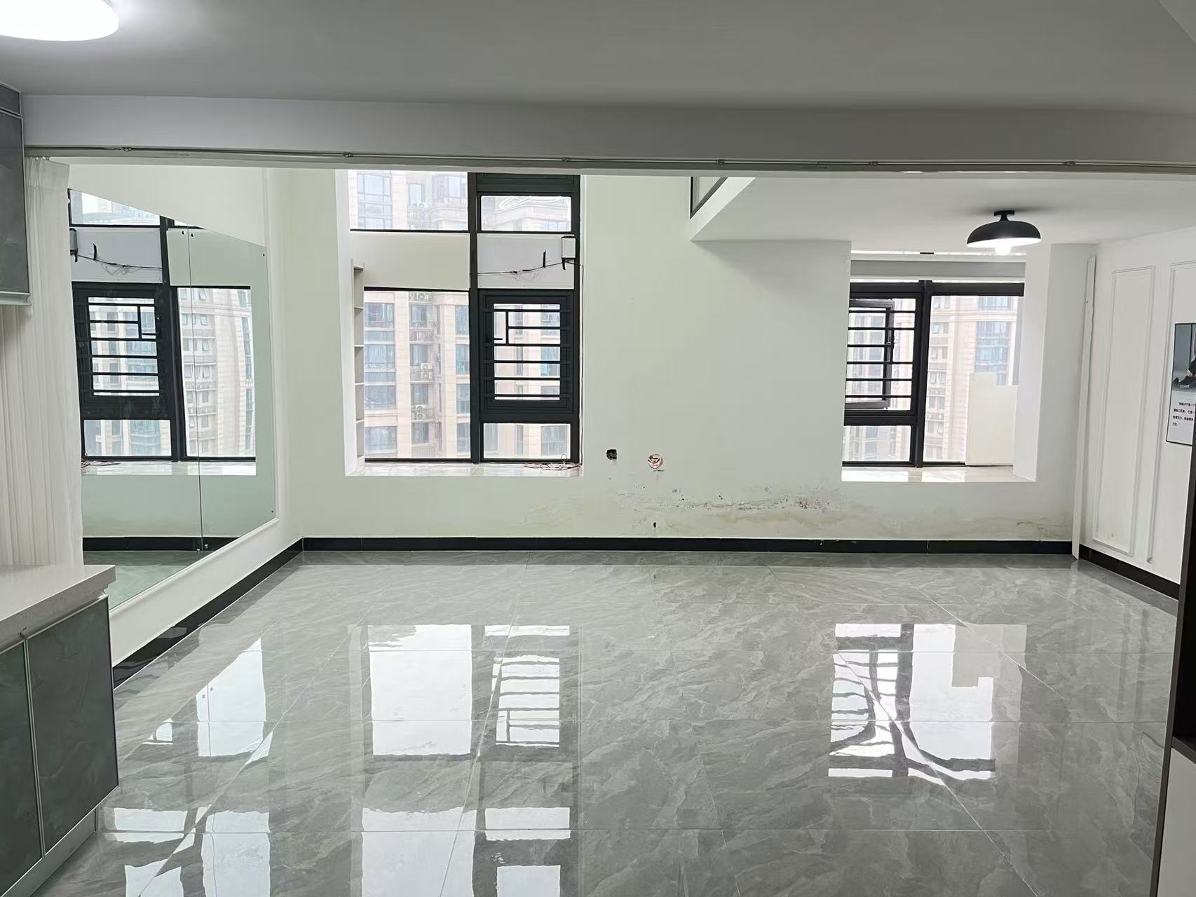 明昇壹城(明昇时代广场)三期 2室1厅1卫 2200.0元/月 明昇壹城(明昇时代广场)三期 2室1厅1卫 2200.0元/月室内图