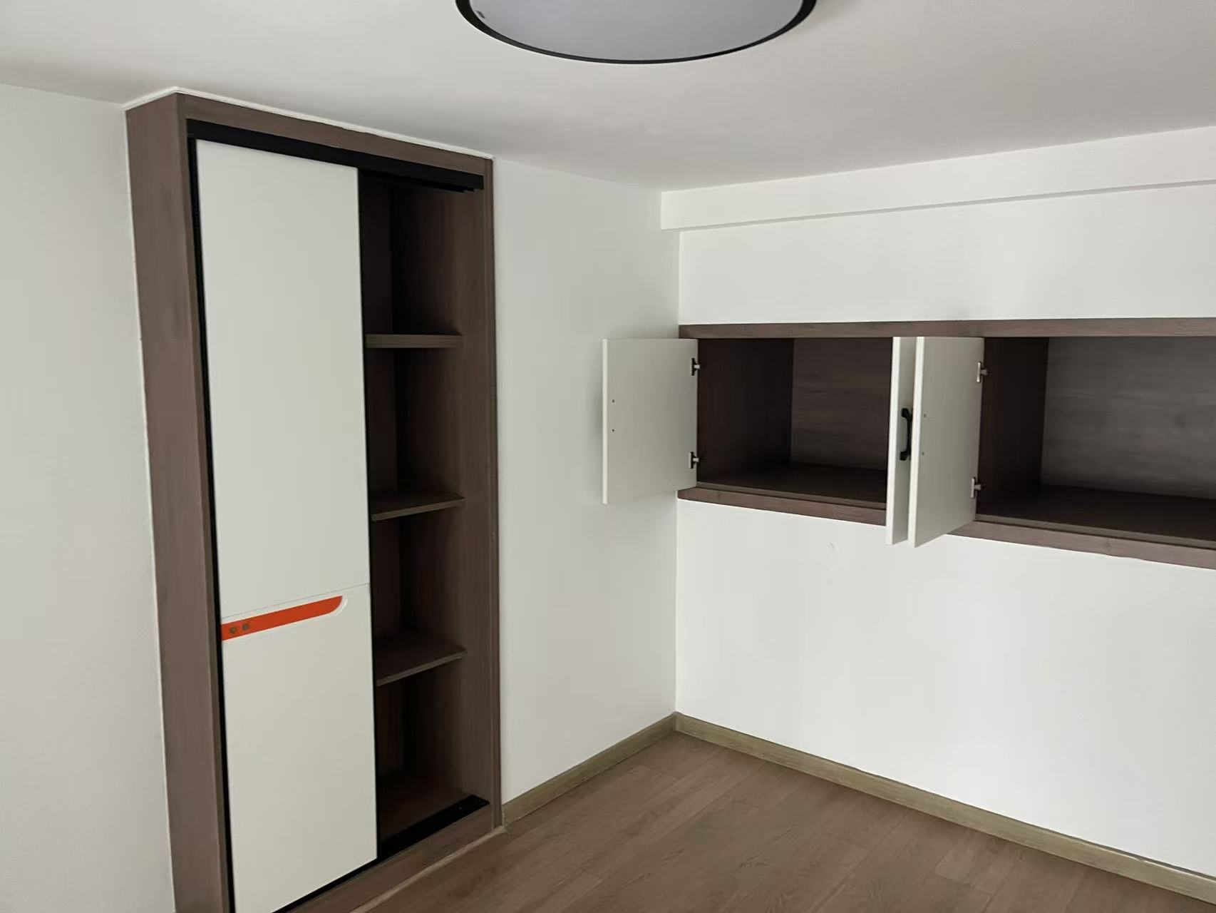 明昇壹城(明昇时代广场)三期 2室1厅1卫 2200.0元/月 明昇壹城(明昇时代广场)三期 2室1厅1卫 2200.0元/月室内图